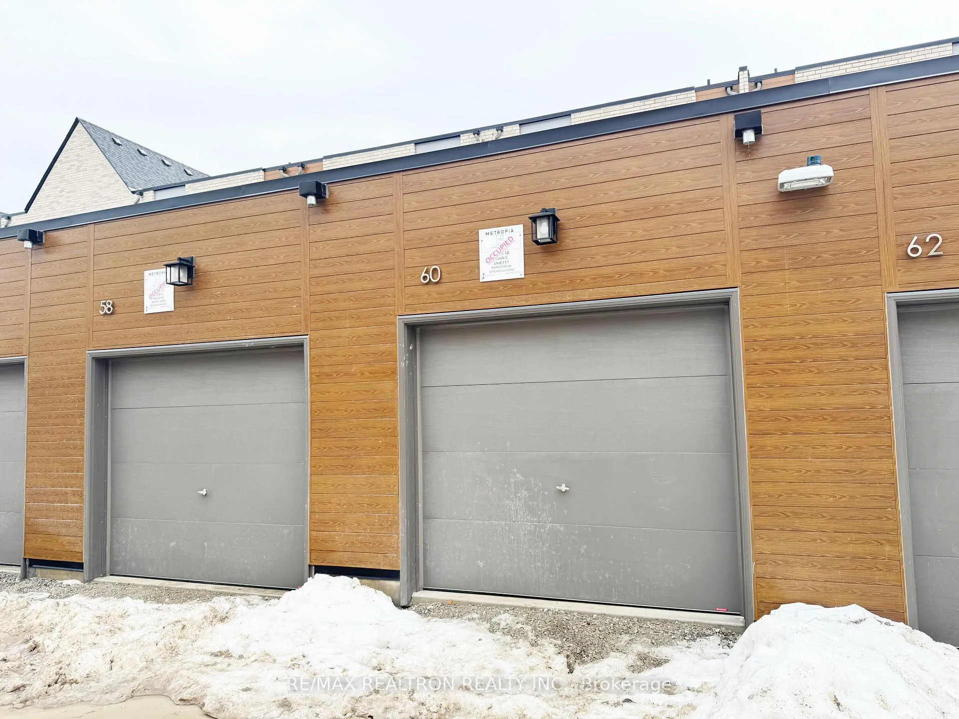 Photo 35 of 60 Turtle Island Road, Toronto, Englemount-Lawrence — HOMEH