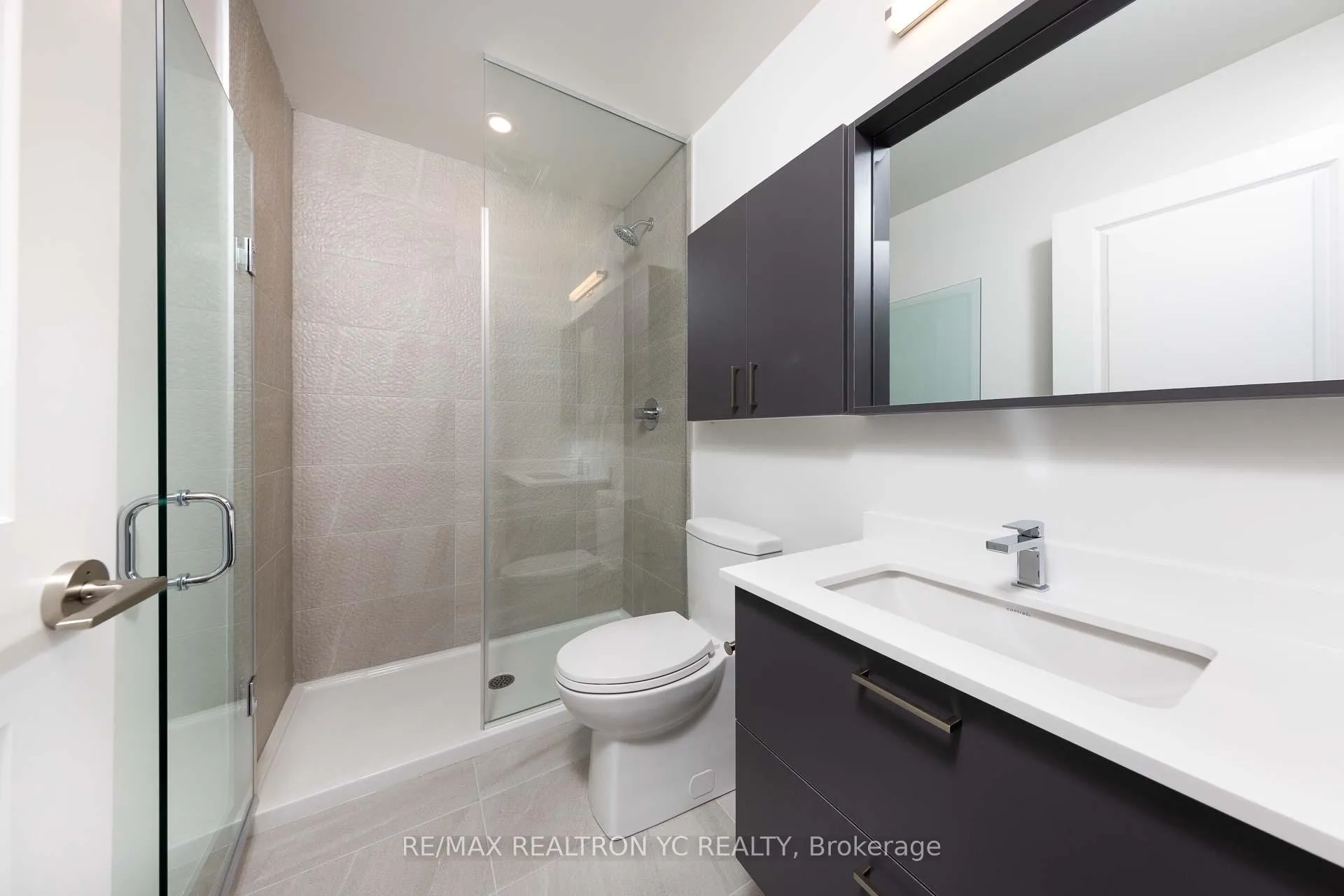 Photo 21 of Unit 2411, 50 Upper Mall Way, Vaughan, Brownridge — HOMEH