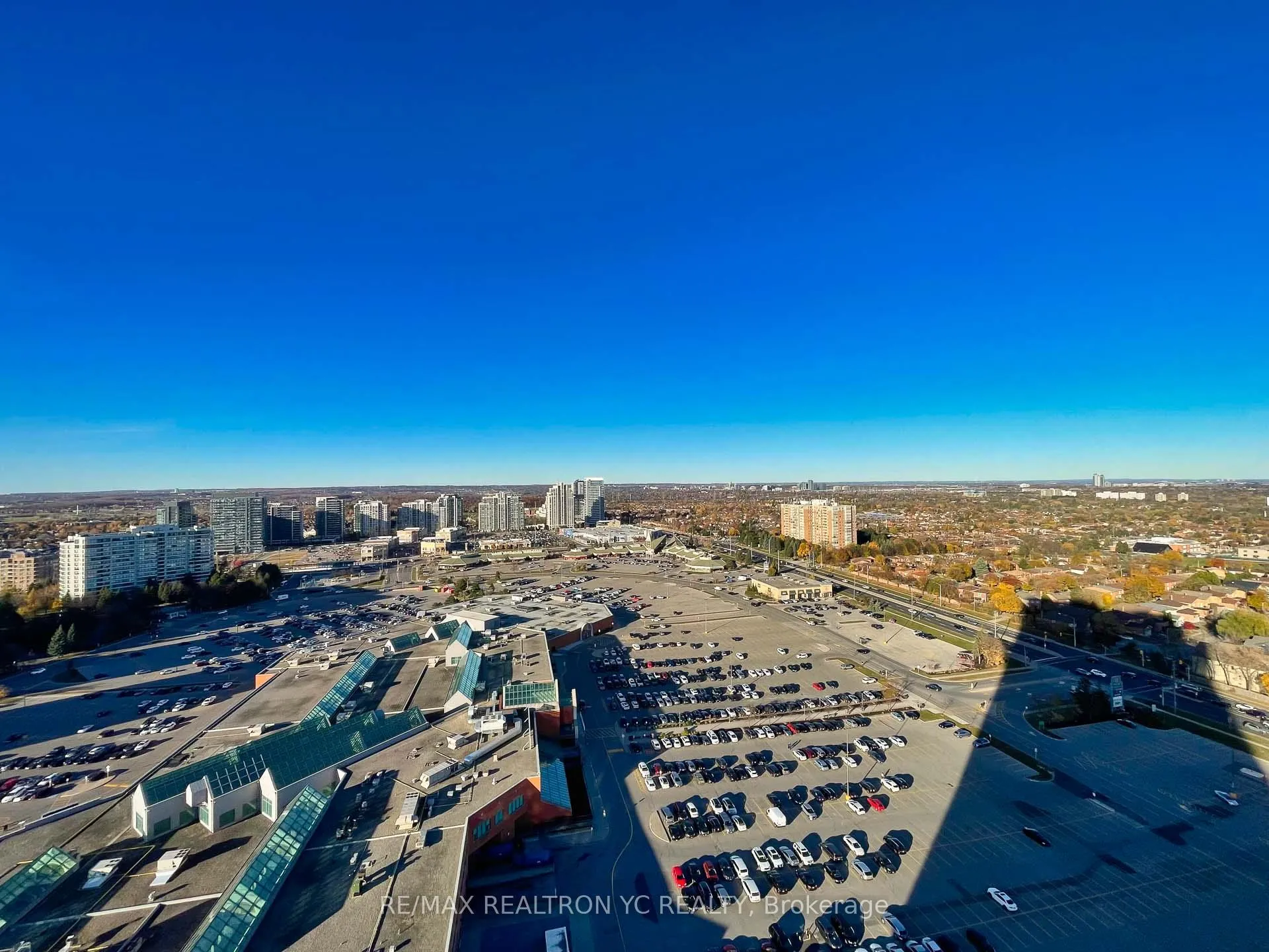 Photo 26 of Unit 2411, 50 Upper Mall Way, Vaughan, Brownridge — HOMEH