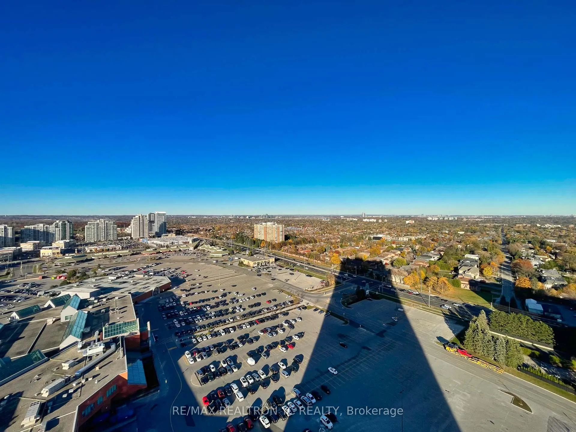 Photo 27 of Unit 2411, 50 Upper Mall Way, Vaughan, Brownridge — HOMEH