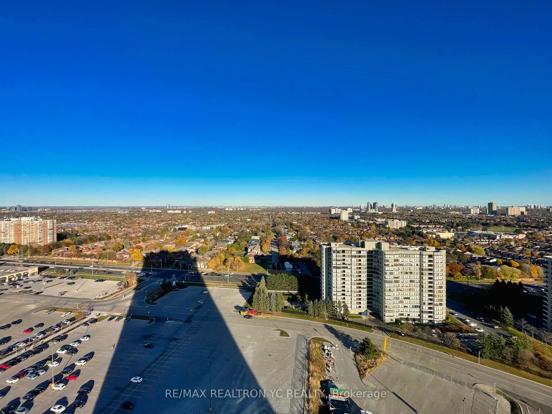 Photo 28 of Unit 2411, 50 Upper Mall Way, Vaughan, Brownridge — HOMEH