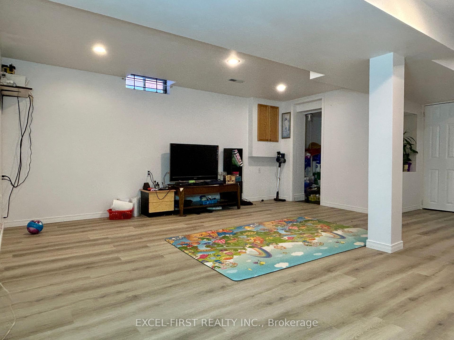Photo 32 of 53 Reese Avenue, Ajax, Central West — HOMEH