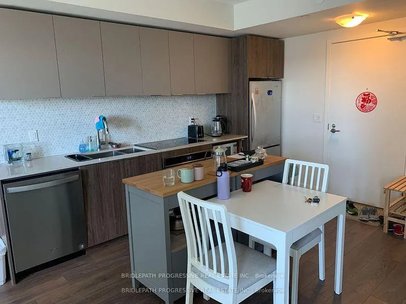Photo 2 of Unit 803, 2 Sonic Way, Toronto, Flemingdon Park — HOMEH