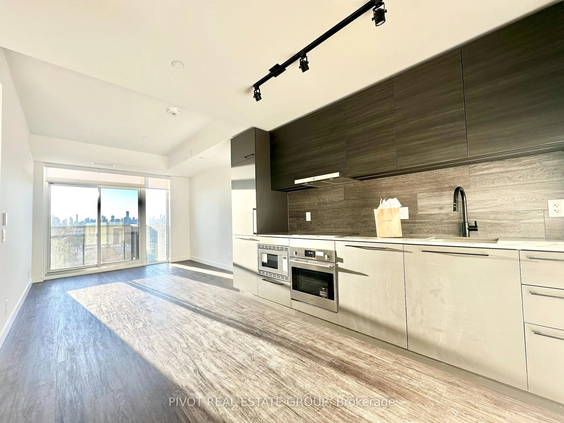Photo 1 of Unit 1111, 1050 Eastern Avenue, Toronto, The Beaches — HOMEH