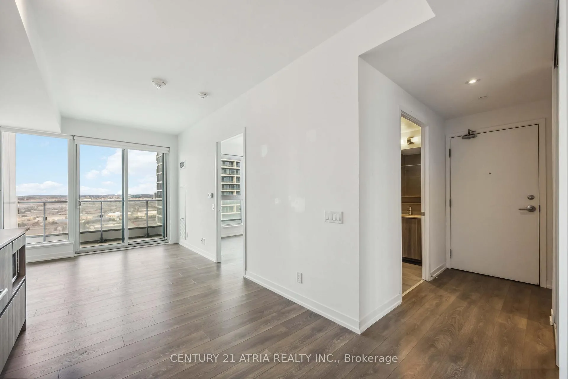 Photo 6 of Unit 2611, 5 Buttermill Avenue, Vaughan, Vaughan Corporate Centre — HOMEH