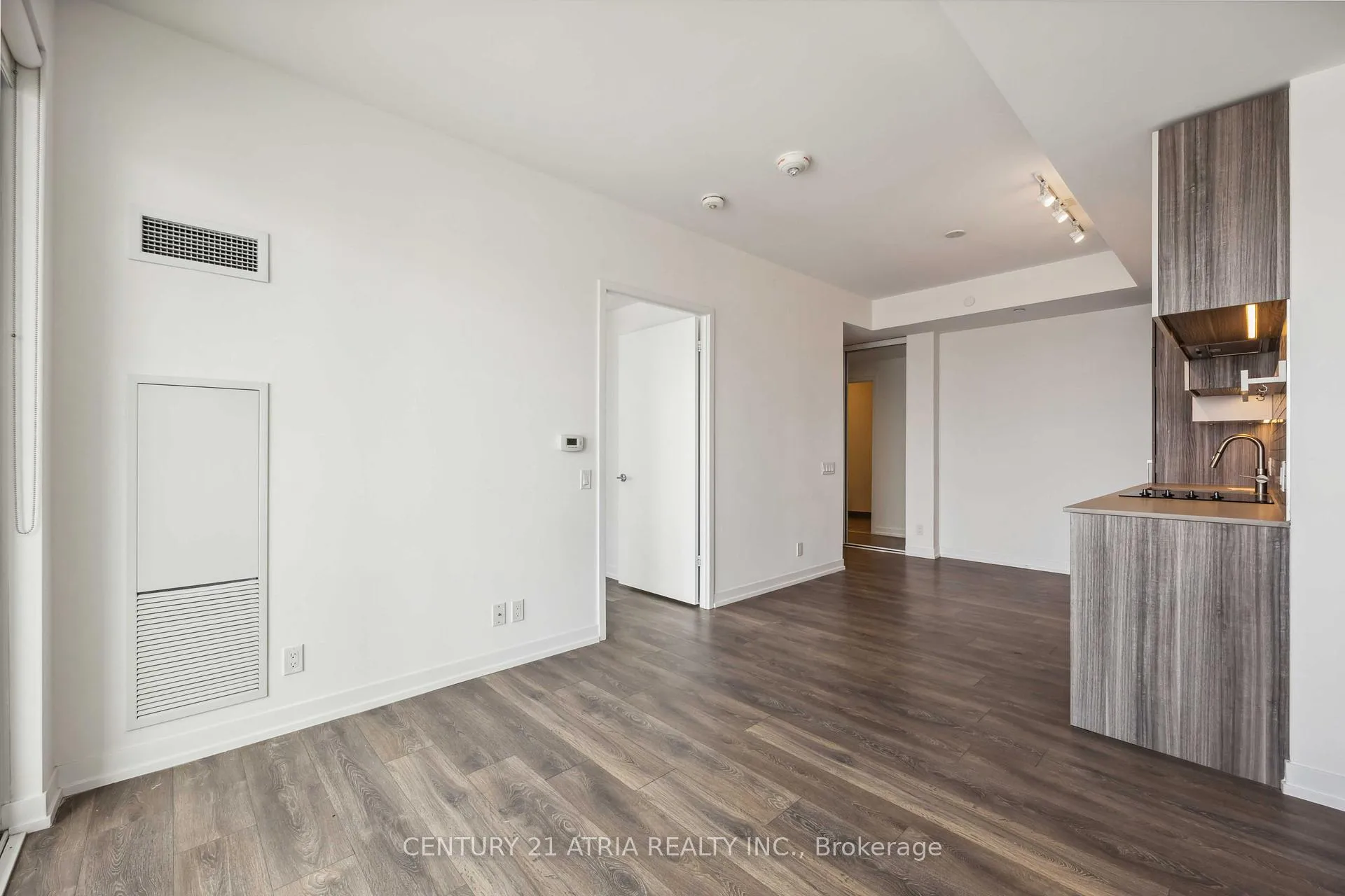 Photo 10 of Unit 2611, 5 Buttermill Avenue, Vaughan, Vaughan Corporate Centre — HOMEH
