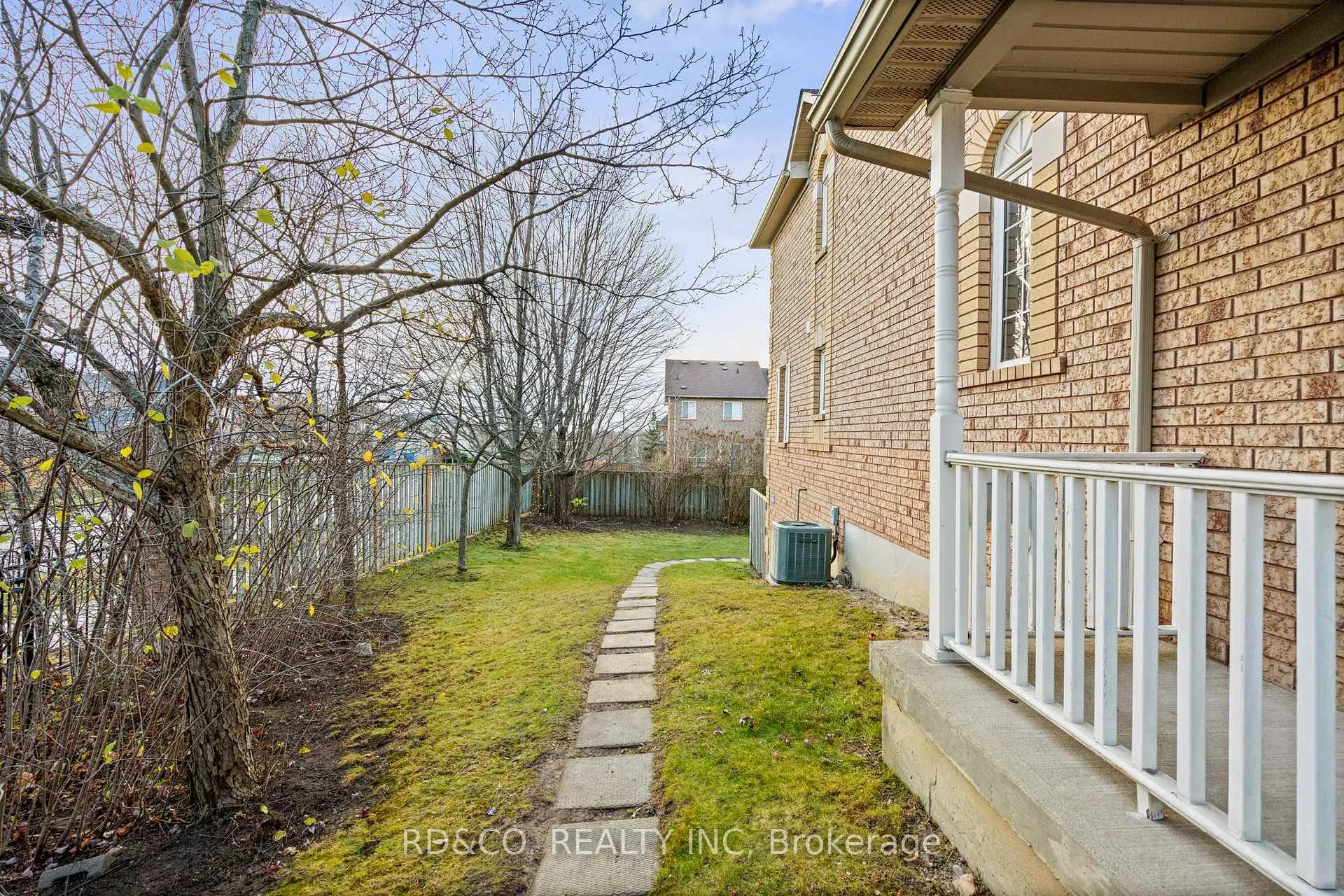 Photo 35 of 2 Ingold Lane, Ajax, Central — HOMEH