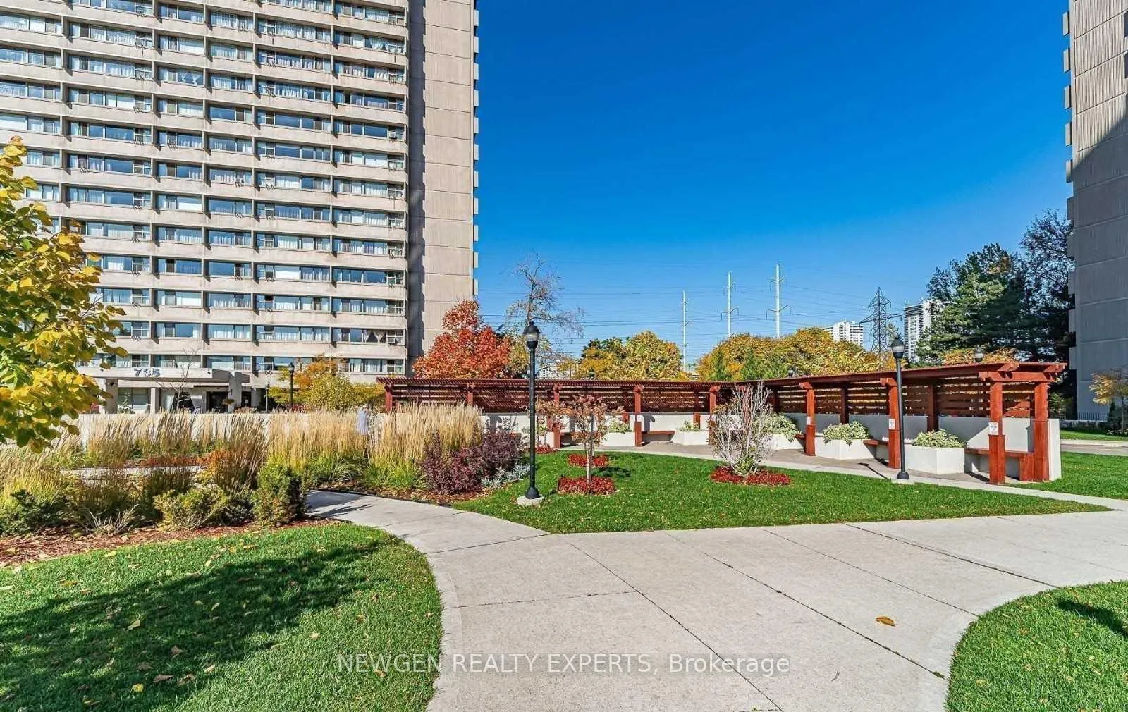 Photo 2 of Unit 804, 715 Don Mills Road, Toronto, Flemingdon Park — HOMEH