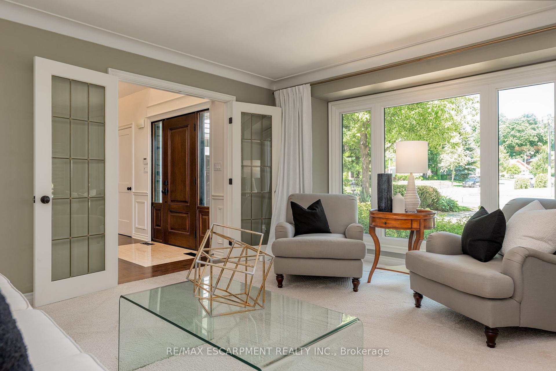 Photo 7 of 1353 Hazelton Boulevard, Burlington, Tyandaga — HOMEH
