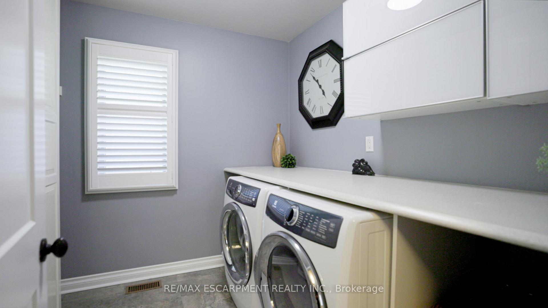 Photo 23 of 1353 Hazelton Boulevard, Burlington, Tyandaga — HOMEH
