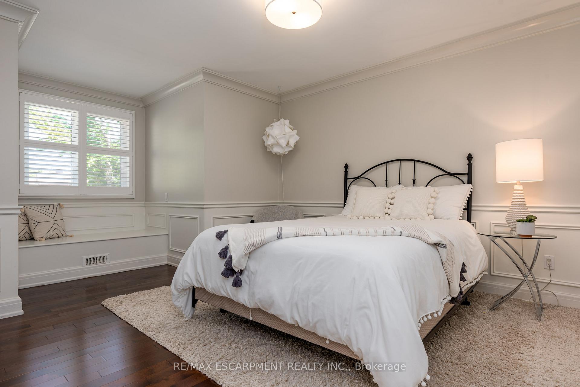 Photo 24 of 1353 Hazelton Boulevard, Burlington, Tyandaga — HOMEH