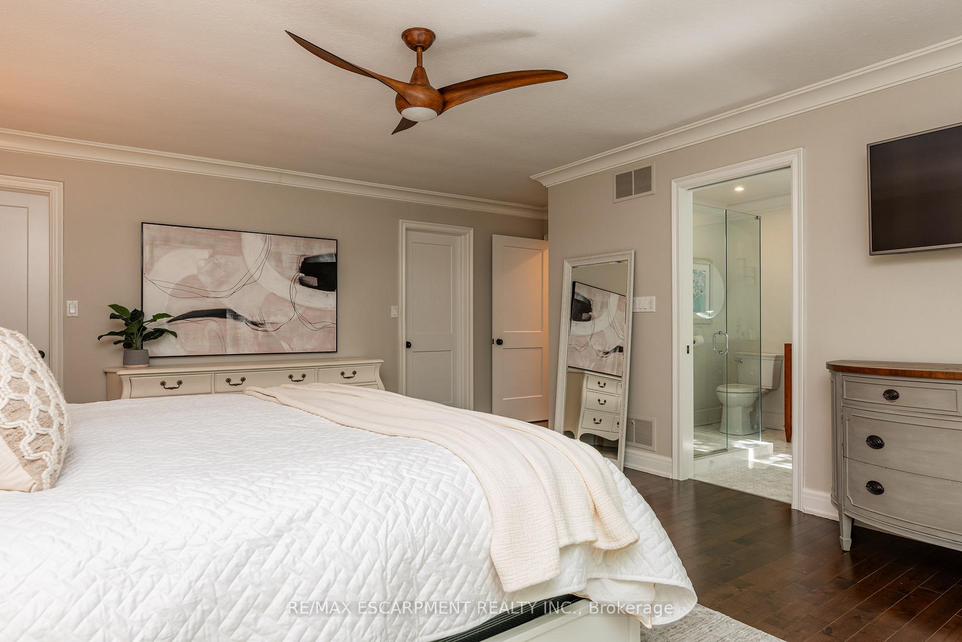 Photo 30 of 1353 Hazelton Boulevard, Burlington, Tyandaga — HOMEH