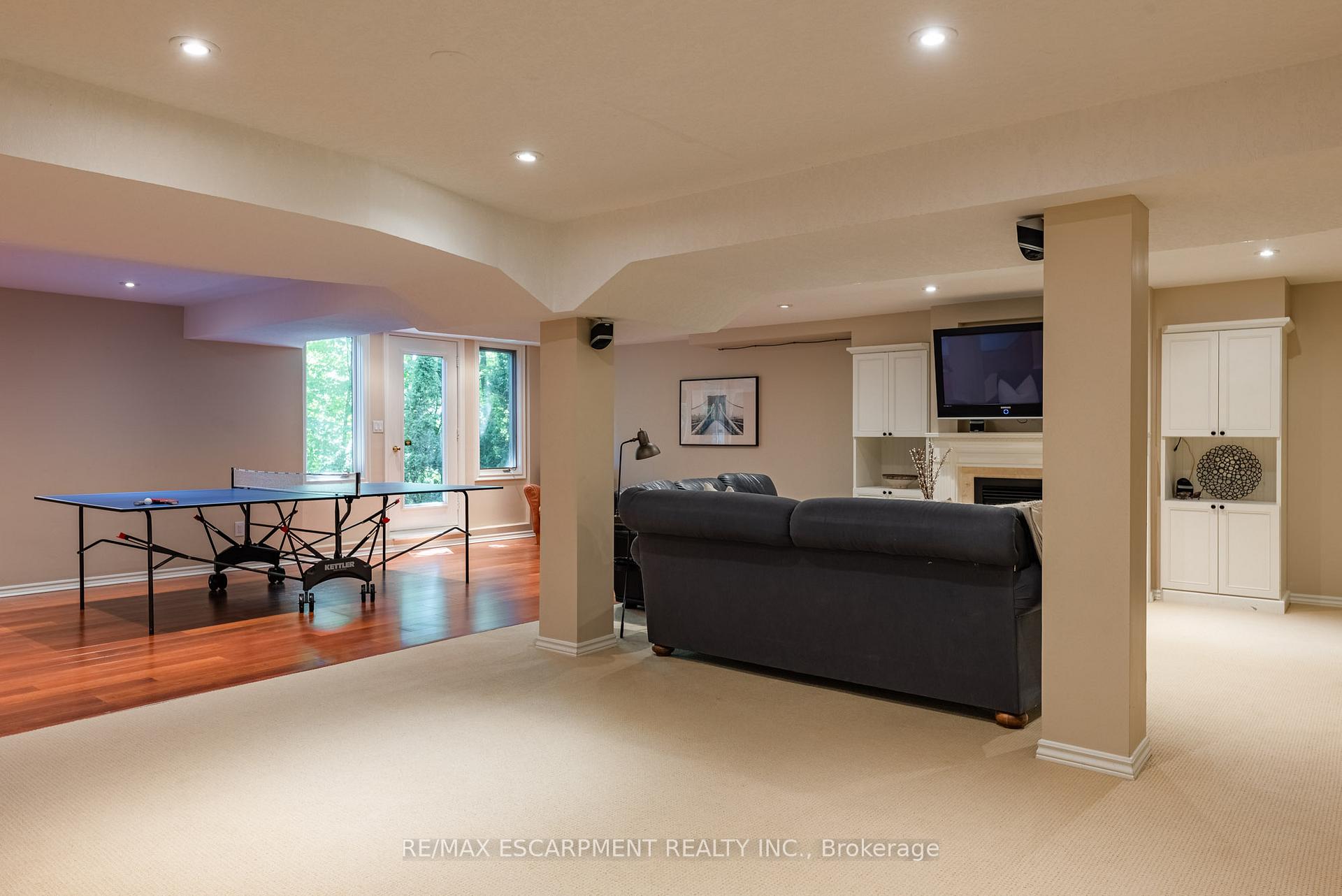 Photo 34 of 1353 Hazelton Boulevard, Burlington, Tyandaga — HOMEH