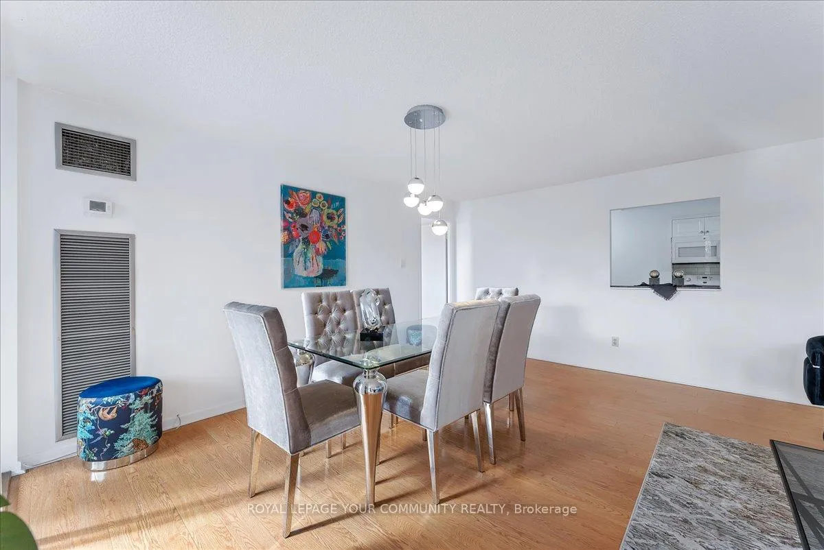 Photo 9 of Unit 408, 60 Inverlochy Boulevard, Markham, Royal Orchard — HOMEH