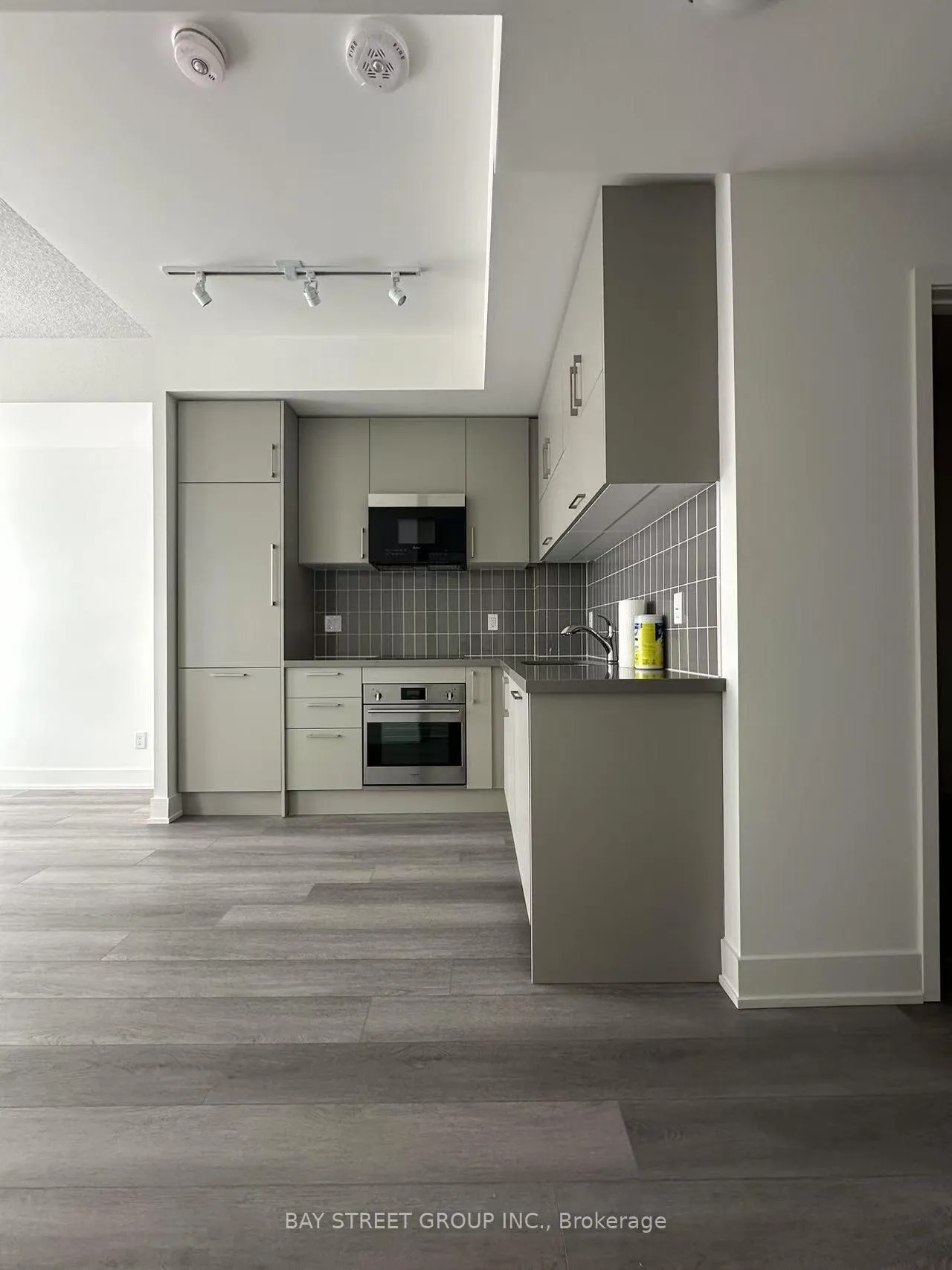 Photo 5 of Unit 1505, 38 Andre De Grasse Street, Markham, Unionville — HOMEH