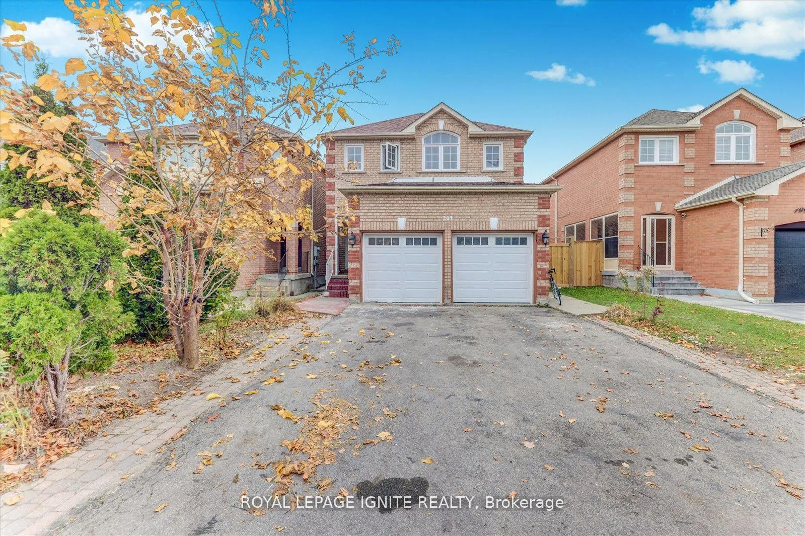 Photo 2 of 201 Sophia Road, Markham, Middlefield — HOMEH