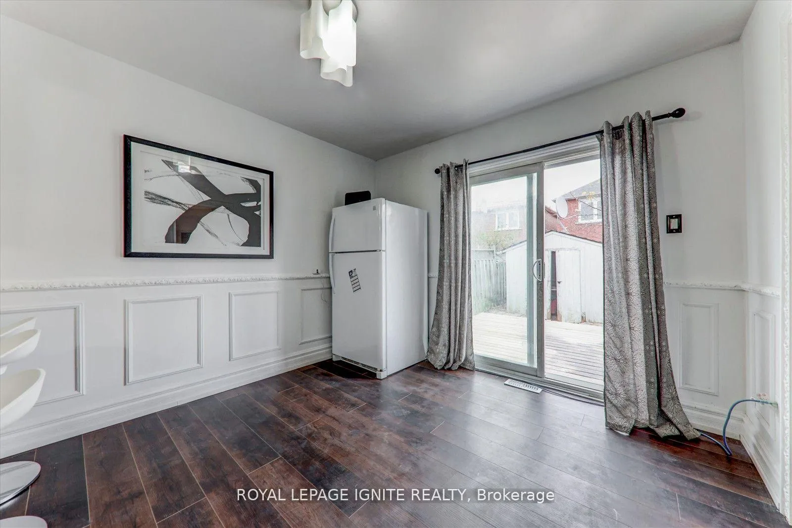 Photo 11 of 201 Sophia Road, Markham, Middlefield — HOMEH