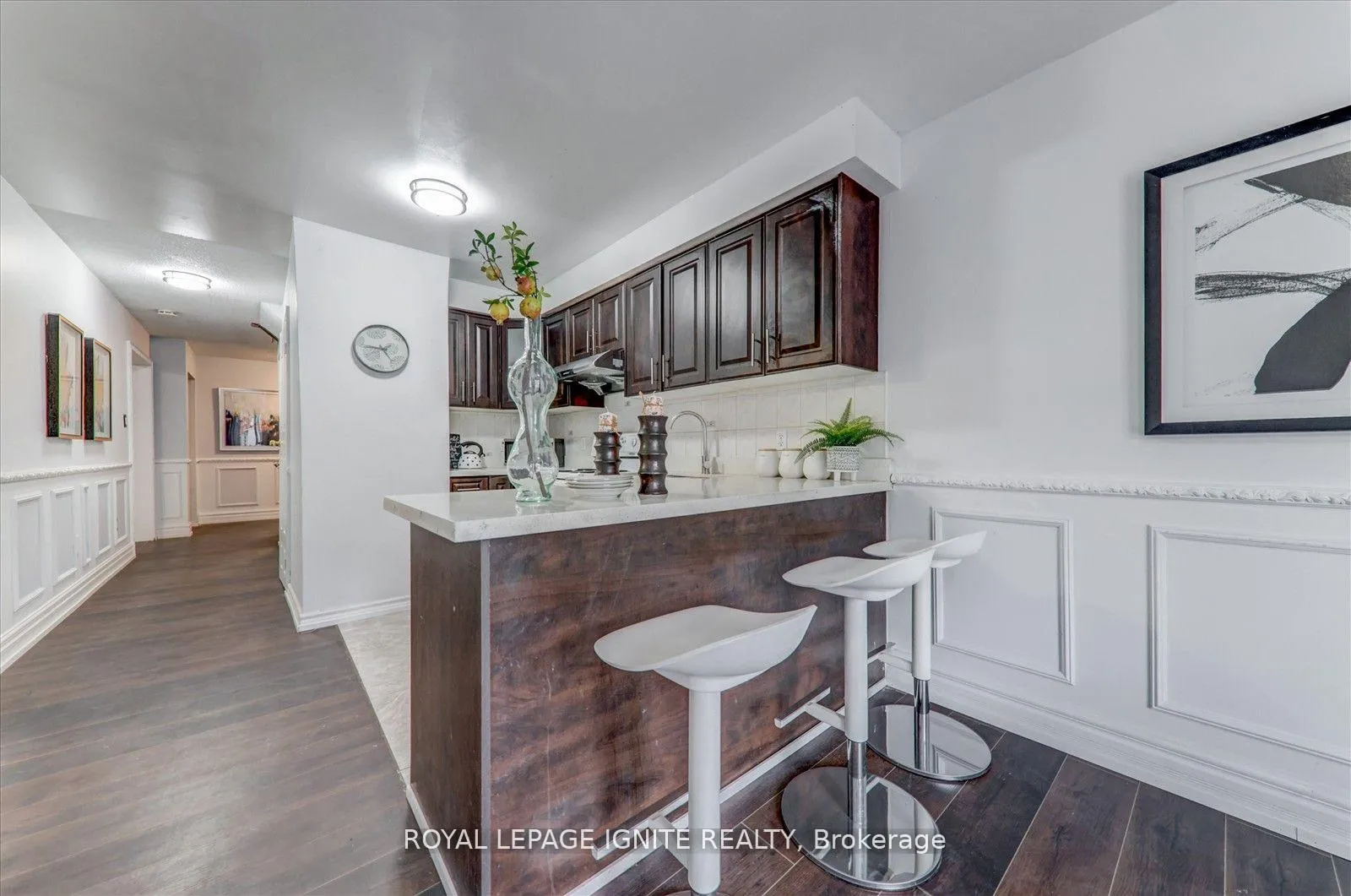 Photo 13 of 201 Sophia Road, Markham, Middlefield — HOMEH