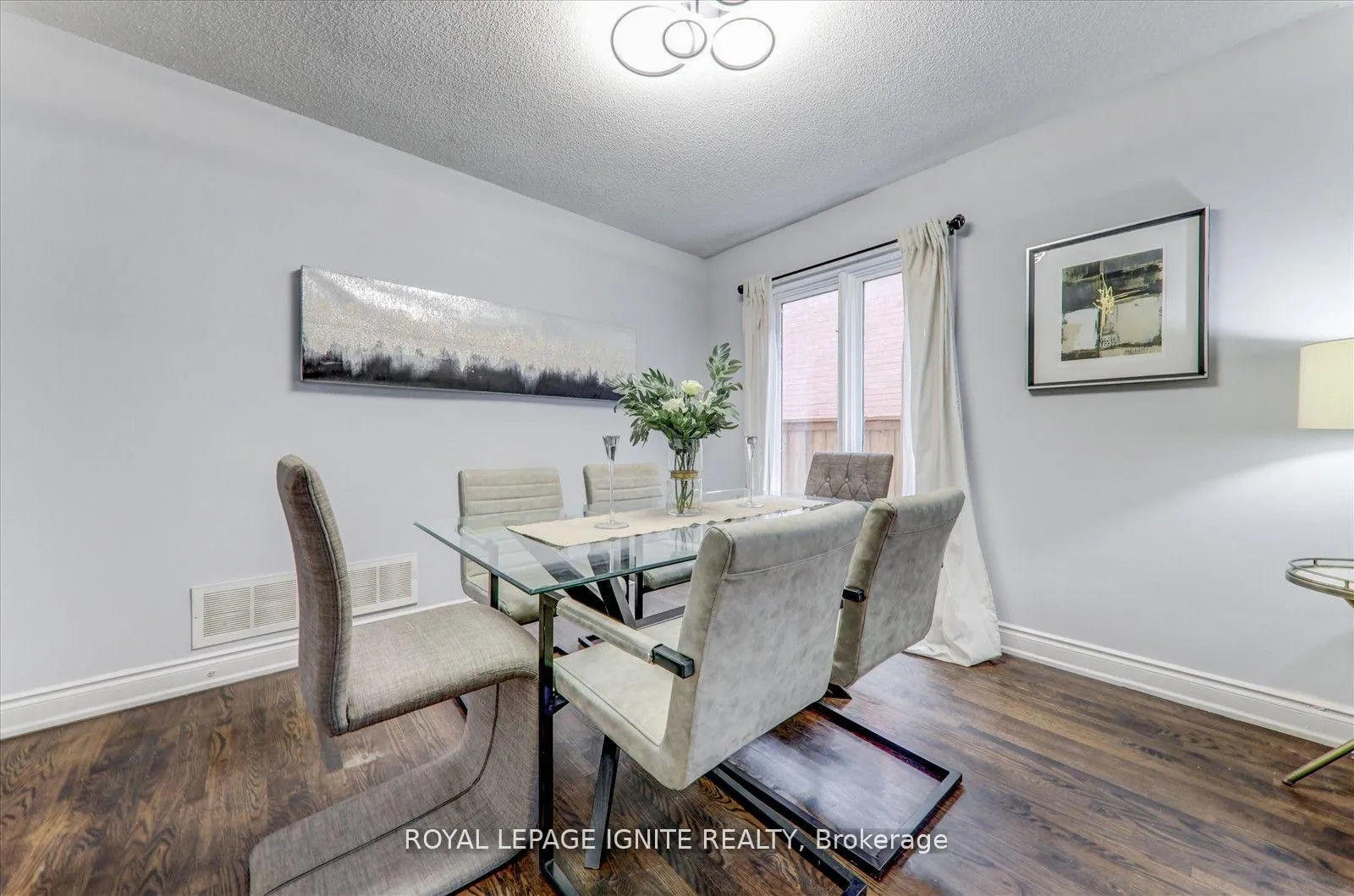 Photo 19 of 201 Sophia Road, Markham, Middlefield — HOMEH