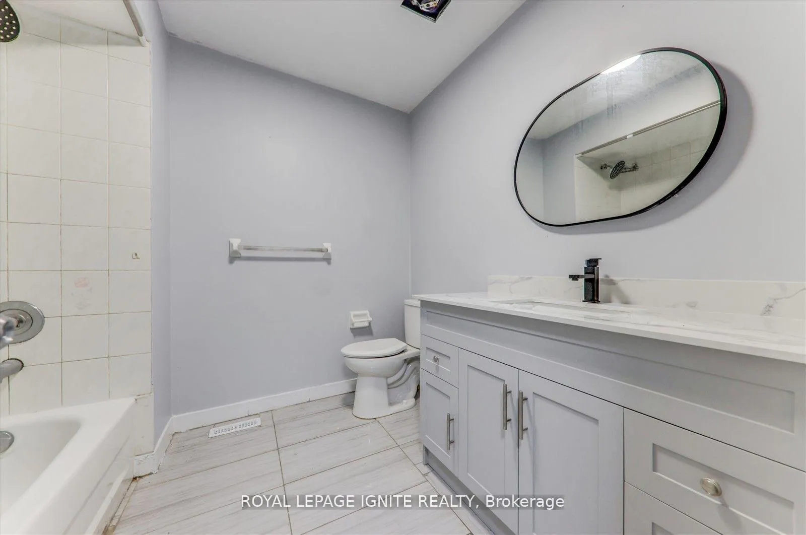 Photo 21 of 201 Sophia Road, Markham, Middlefield — HOMEH