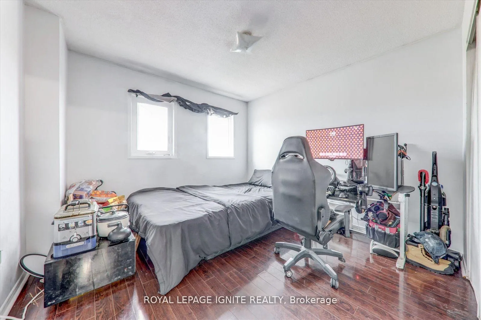 Photo 23 of 201 Sophia Road, Markham, Middlefield — HOMEH