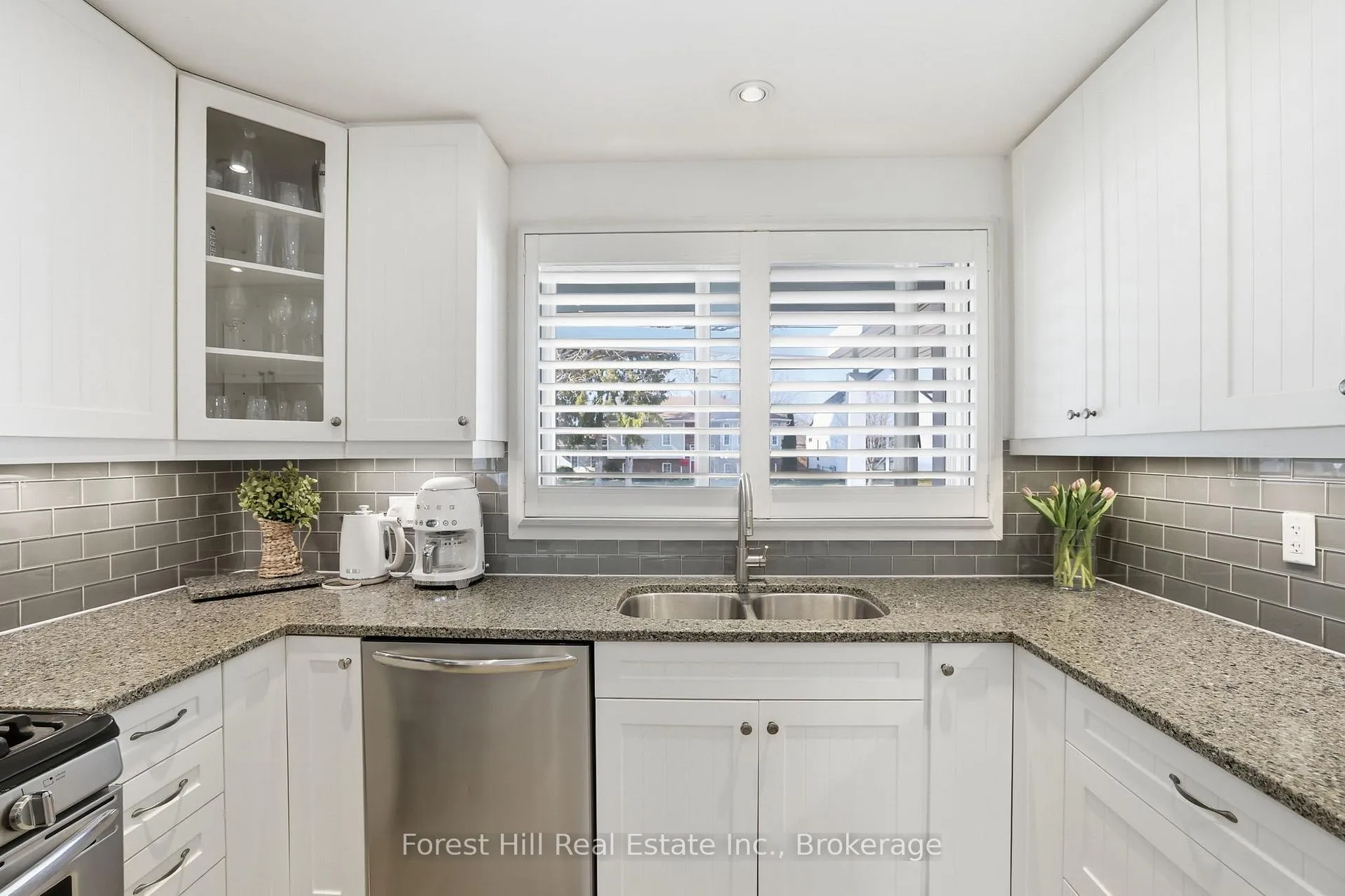 Photo 22 of 200 Second Street, Collingwood — HOMEH