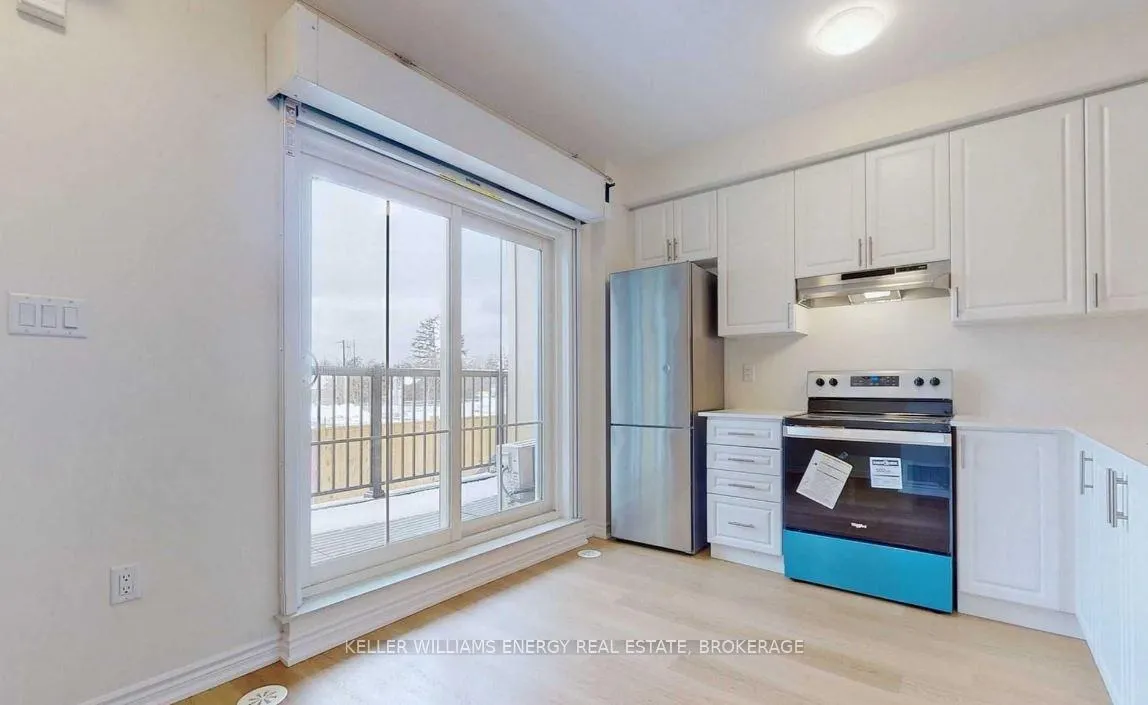 Photo 6 of Unit 14, 470 Beresford Path, Oshawa, Central — HOMEH
