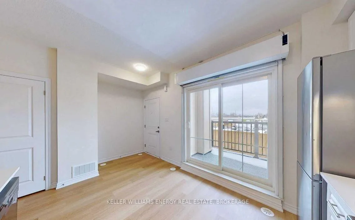 Photo 11 of Unit 14, 470 Beresford Path, Oshawa, Central — HOMEH