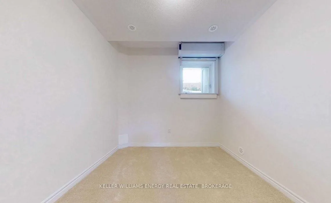 Photo 17 of Unit 14, 470 Beresford Path, Oshawa, Central — HOMEH