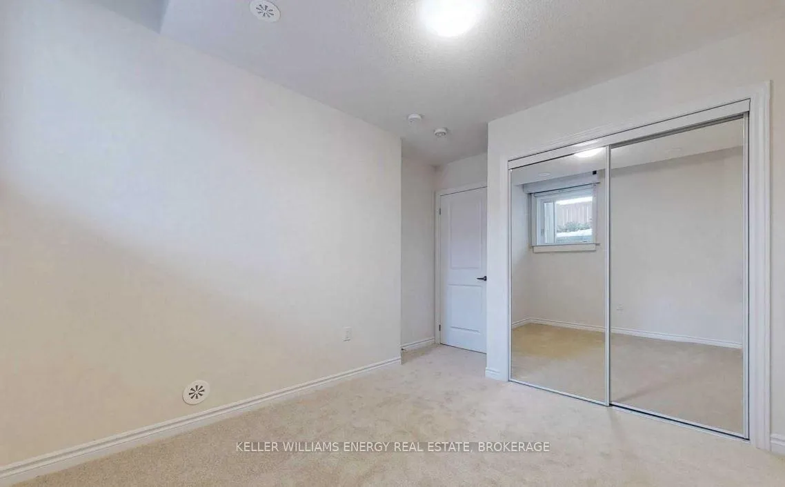 Photo 18 of Unit 14, 470 Beresford Path, Oshawa, Central — HOMEH
