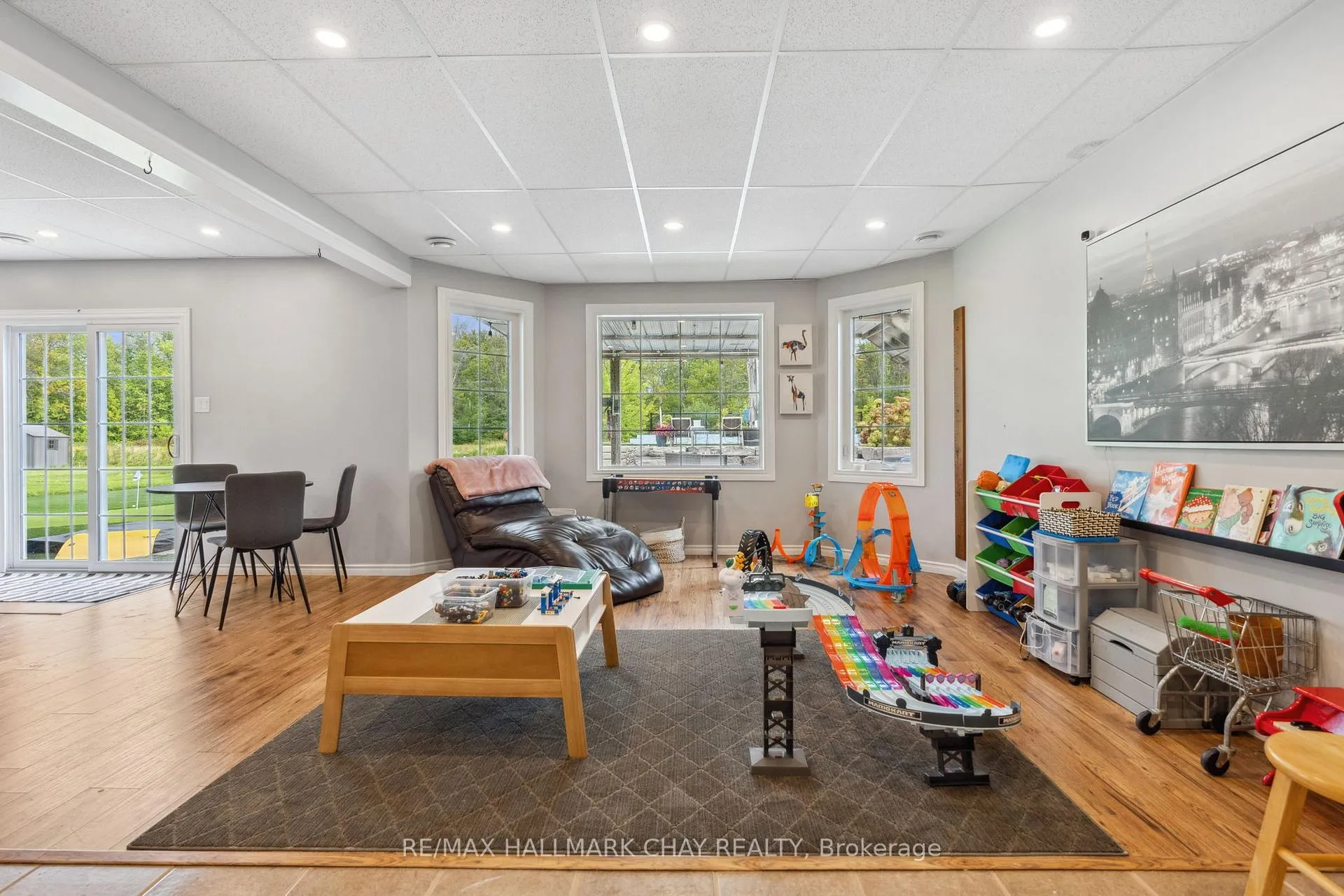 Photo 27 of 138 Wellington Street, Ramara, Atherley — HOMEH