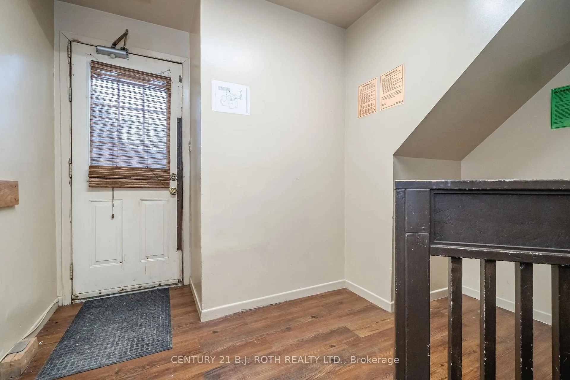 Photo 10 of 63 Mcdonald Street, Barrie, City Centre — HOMEH
