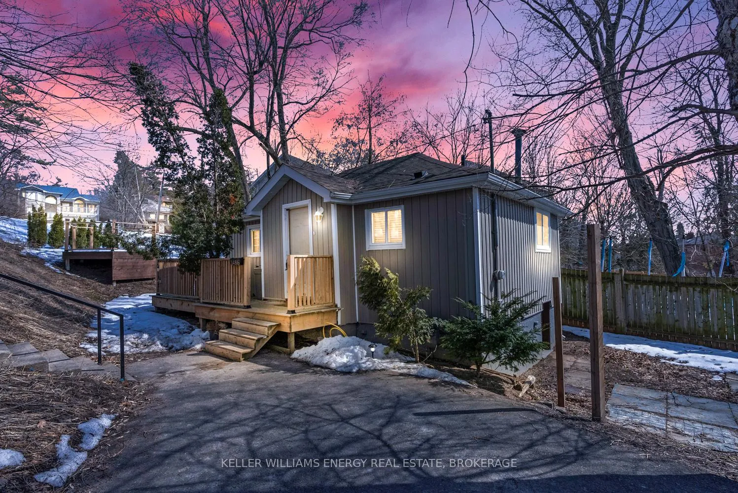 Photo 1 of 1486 Old Forest Road, Pickering, Woodlands — HOMEH