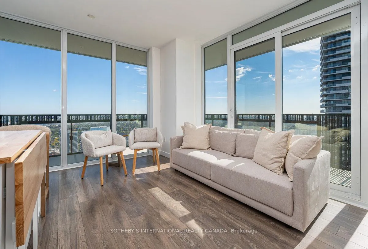 Photo 5 of Unit 4211, 8 Eglinton Avenue E, Toronto, Yonge-Eglinton — HOMEH