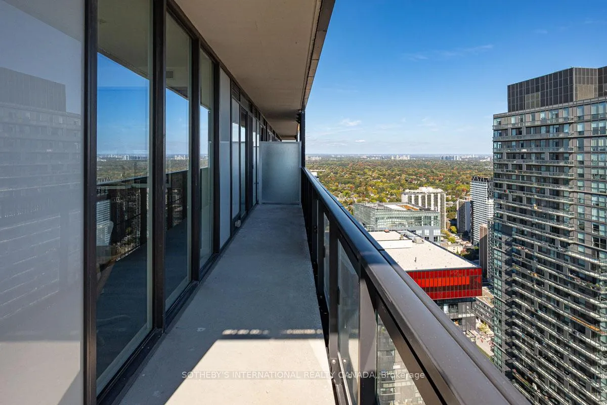 Photo 20 of Unit 4211, 8 Eglinton Avenue E, Toronto, Yonge-Eglinton — HOMEH