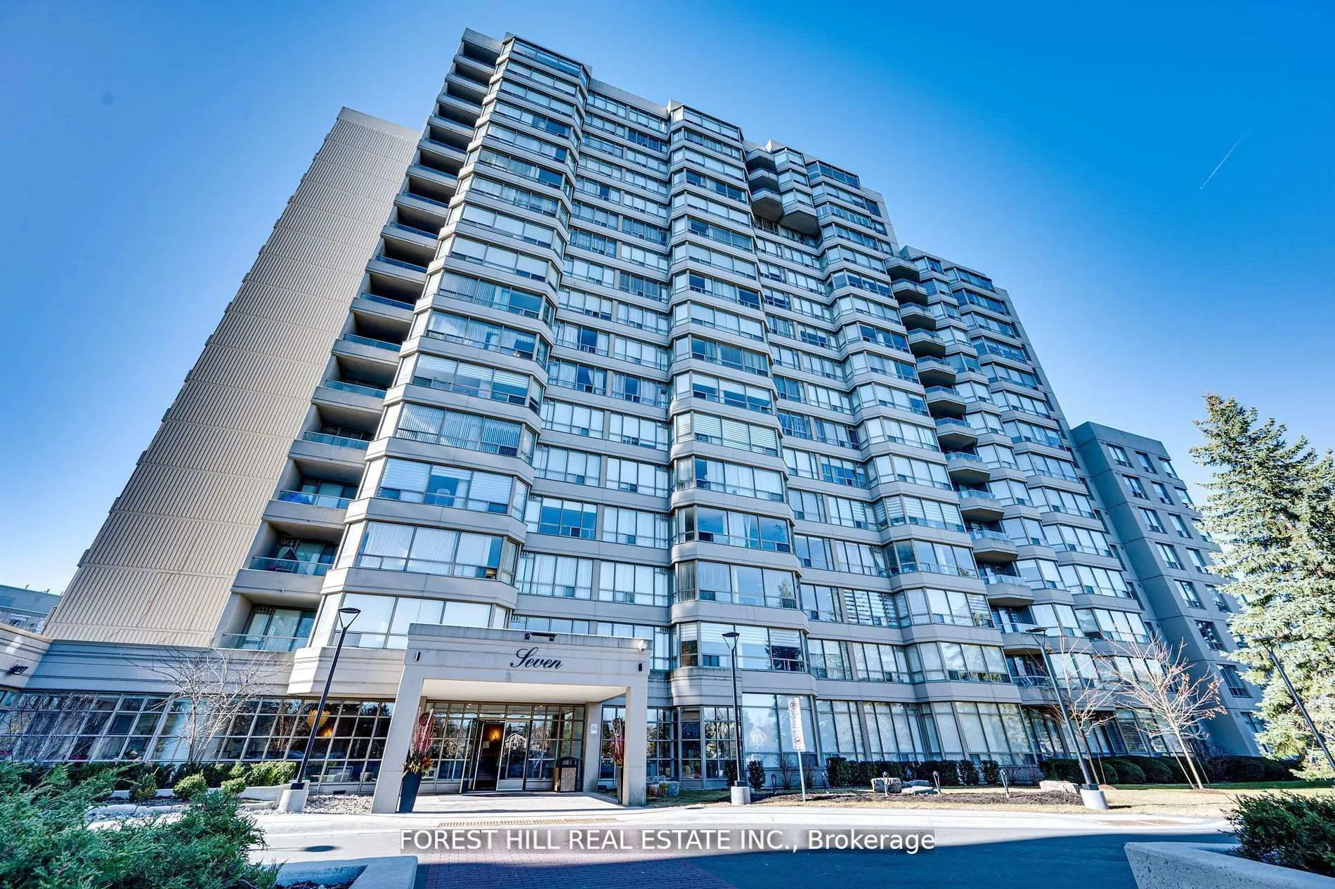 Front of Unit 304, 7 Townsgate Drive