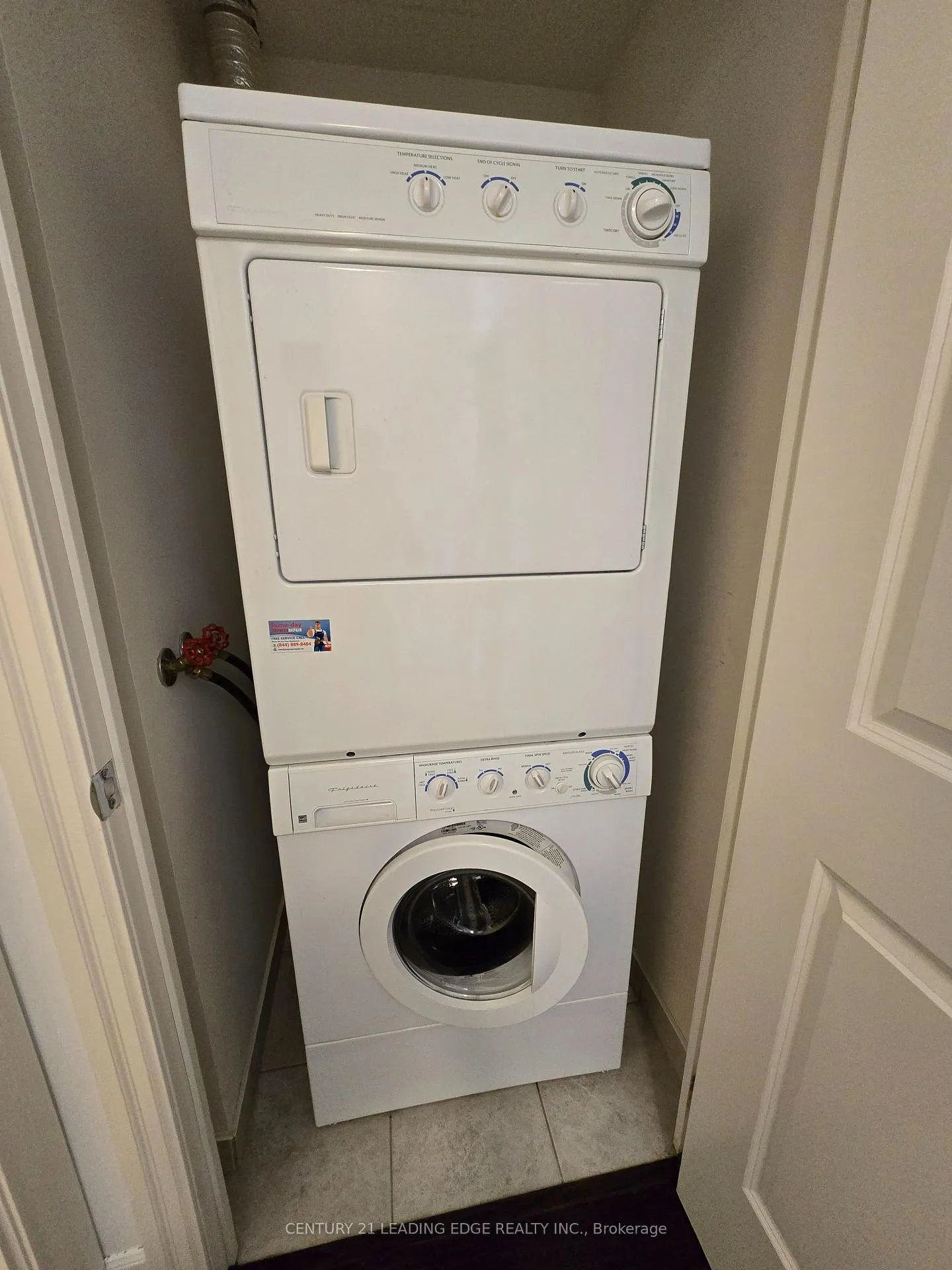 Photo 14 of Unit 407, 1 Upper Duke Crescent, Markham, Unionville — HOMEH