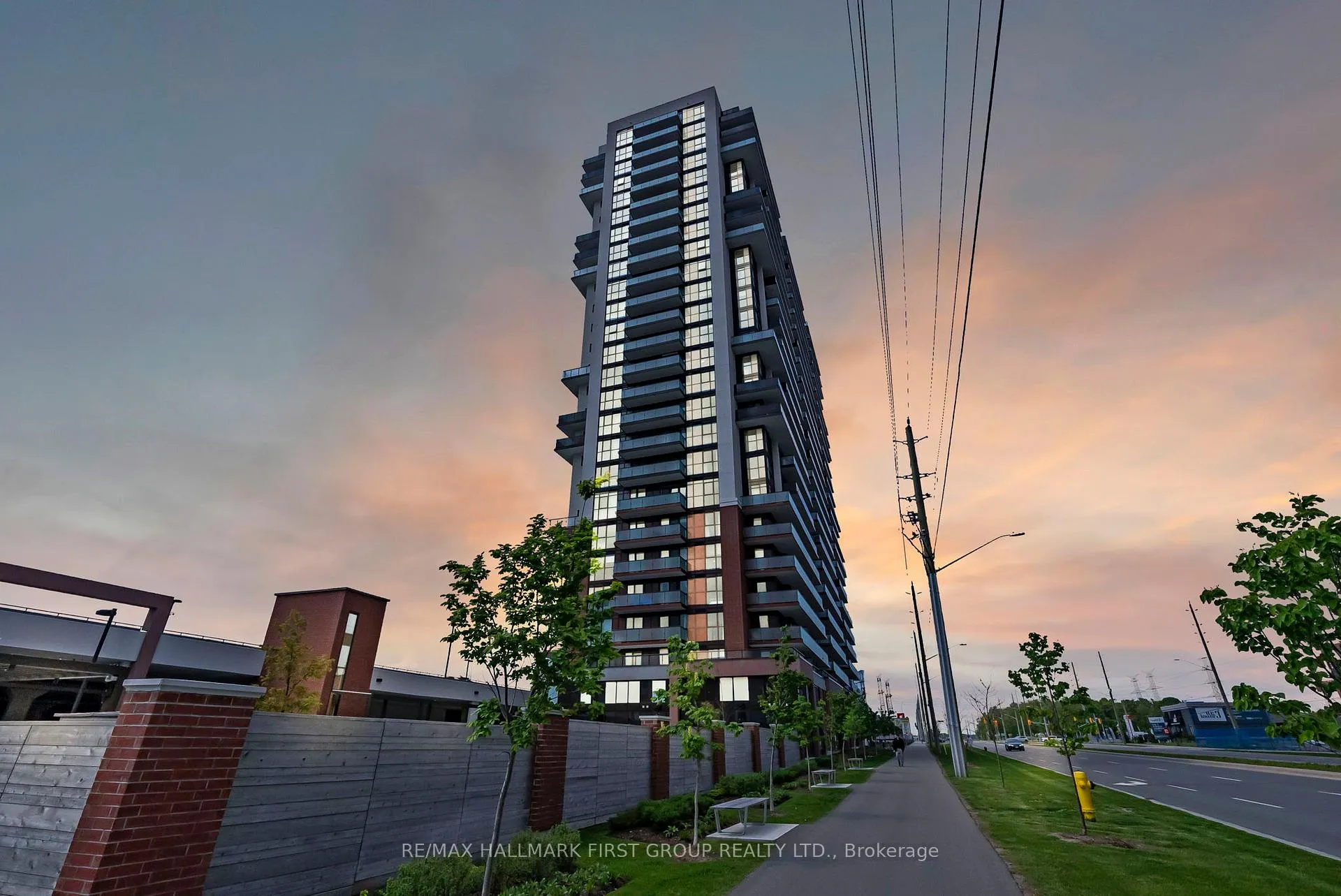 Photo 1 of Unit 1904, 2550 Simcoe Street N, Oshawa, Windfields — HOMEH