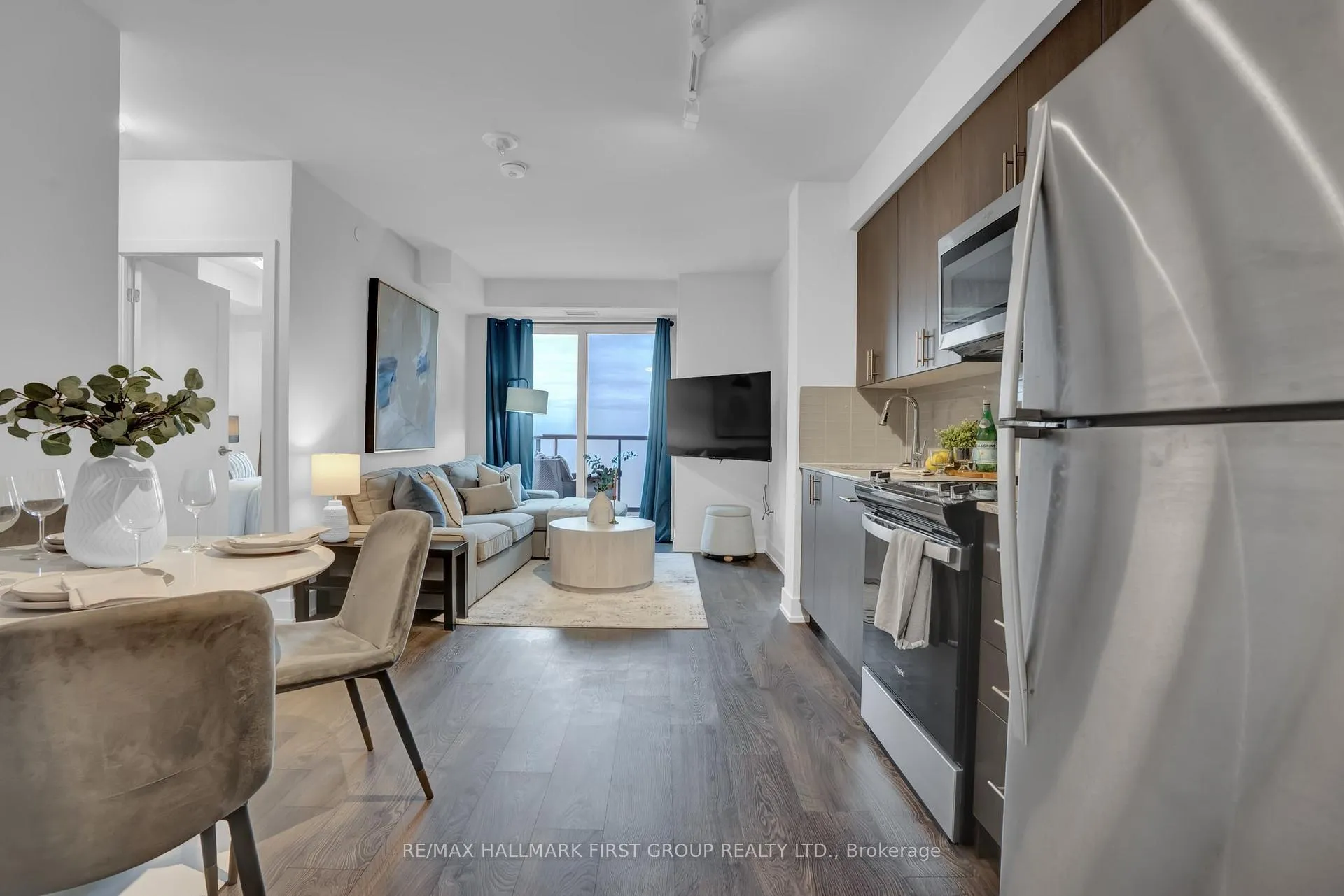 Photo 3 of Unit 1904, 2550 Simcoe Street N, Oshawa, Windfields — HOMEH