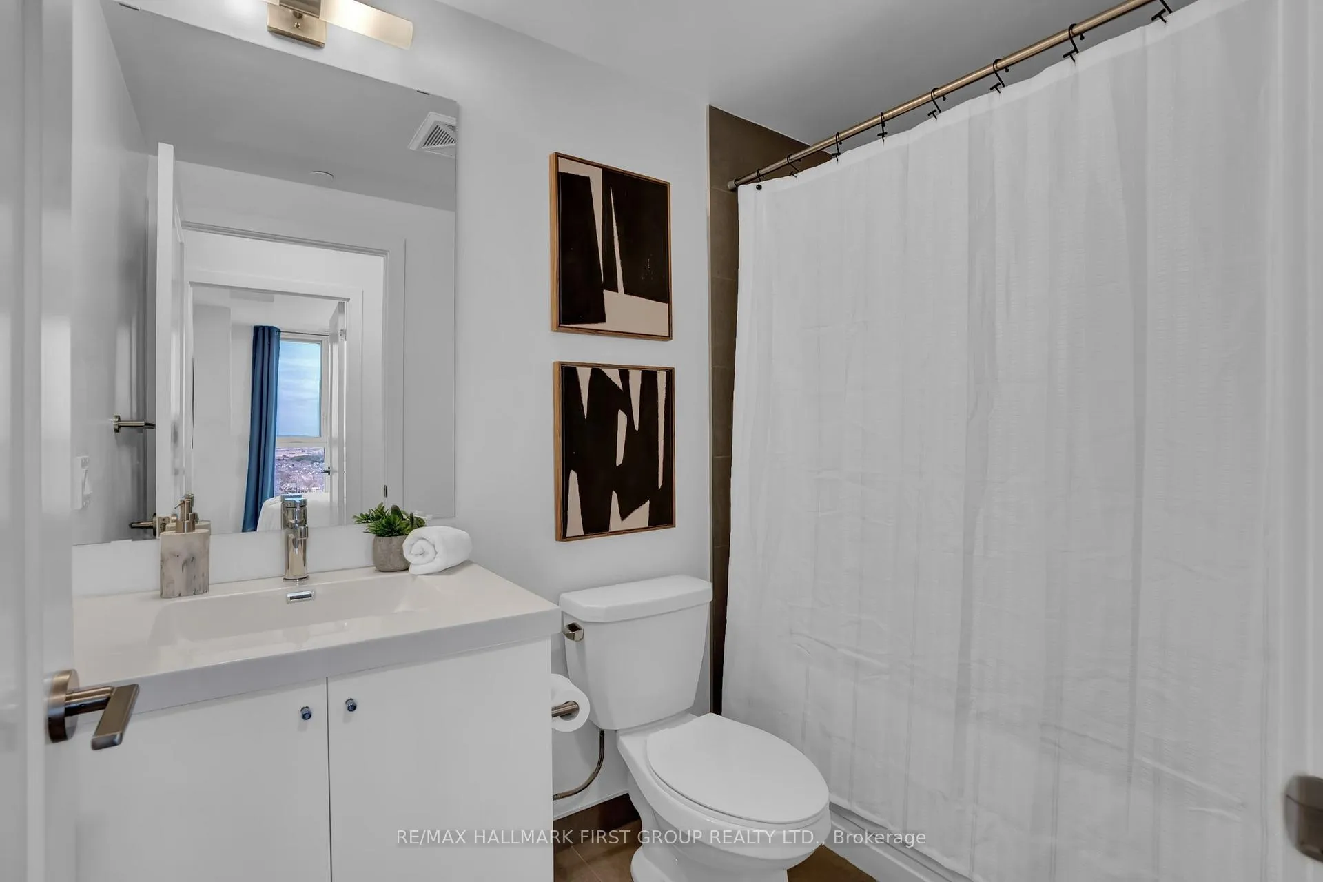 Photo 18 of Unit 1904, 2550 Simcoe Street N, Oshawa, Windfields — HOMEH