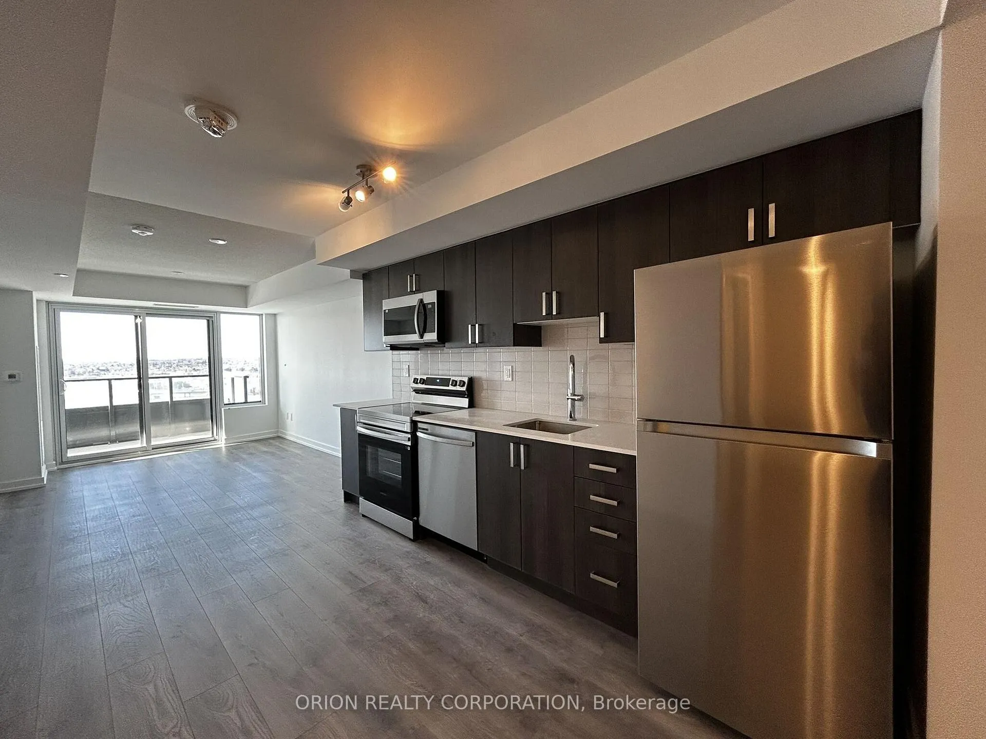 Photo 3 of Unit 1912, 1435 Celebration Drive, Pickering, Bay Ridges — HOMEH