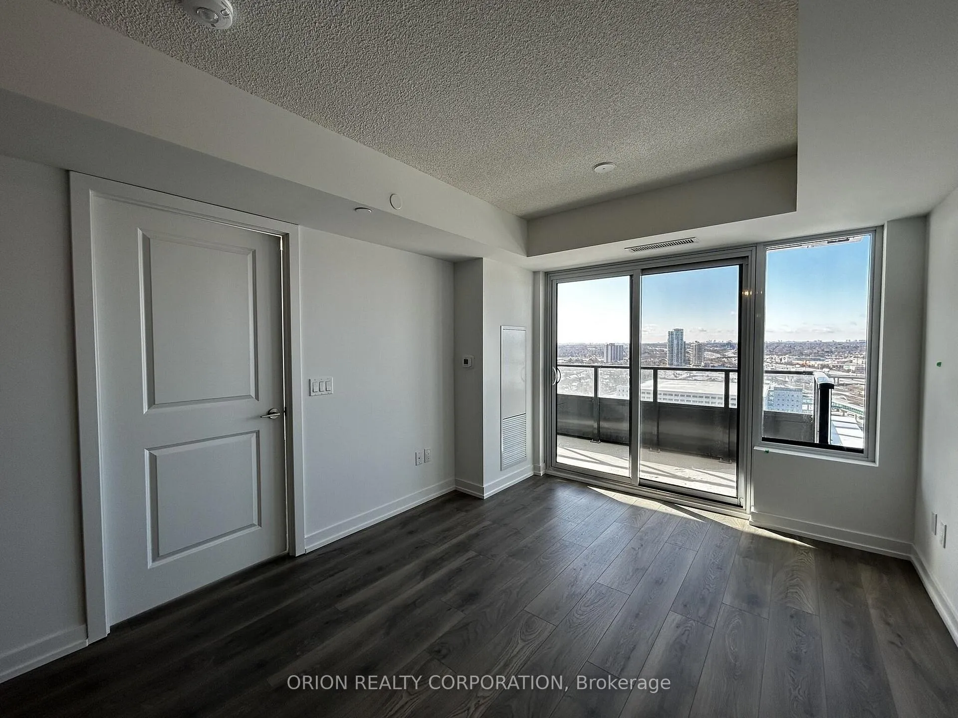 Photo 8 of Unit 1912, 1435 Celebration Drive, Pickering, Bay Ridges — HOMEH