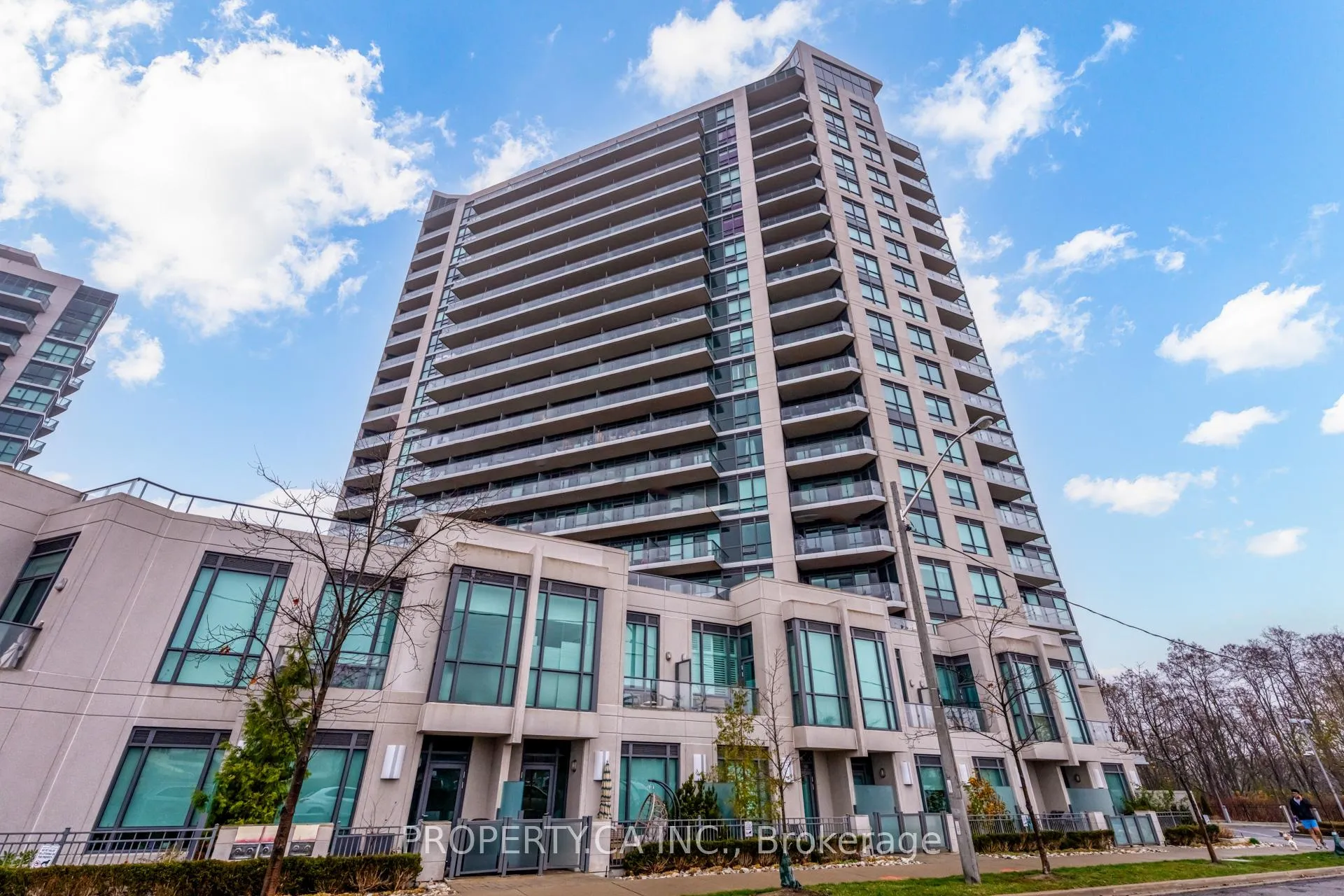 Front of Unit 1014, 160 Vanderhoof Avenue