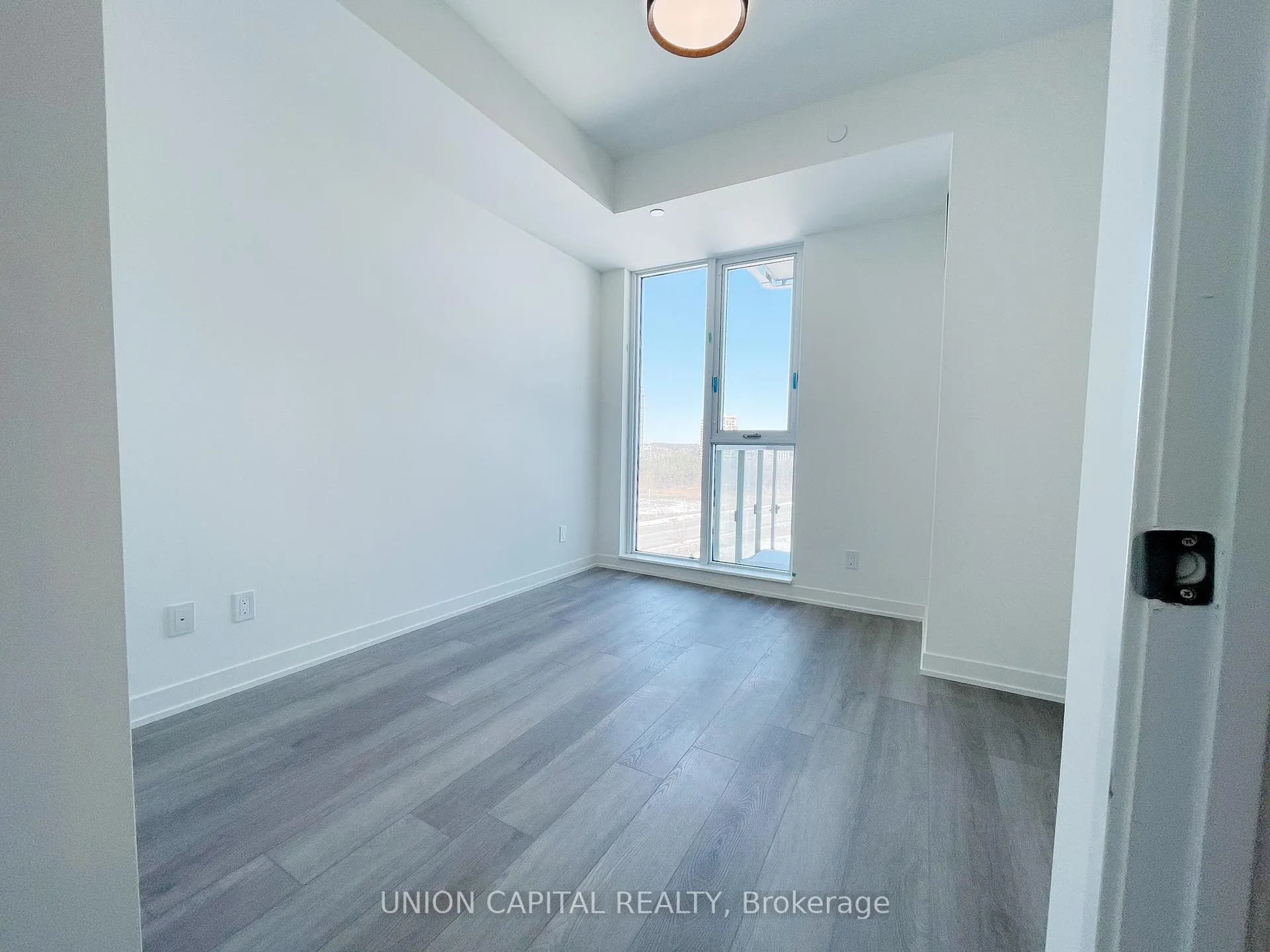 Photo 7 of Unit B809, 292 Verdale Crossing, Markham, Unionville — HOMEH