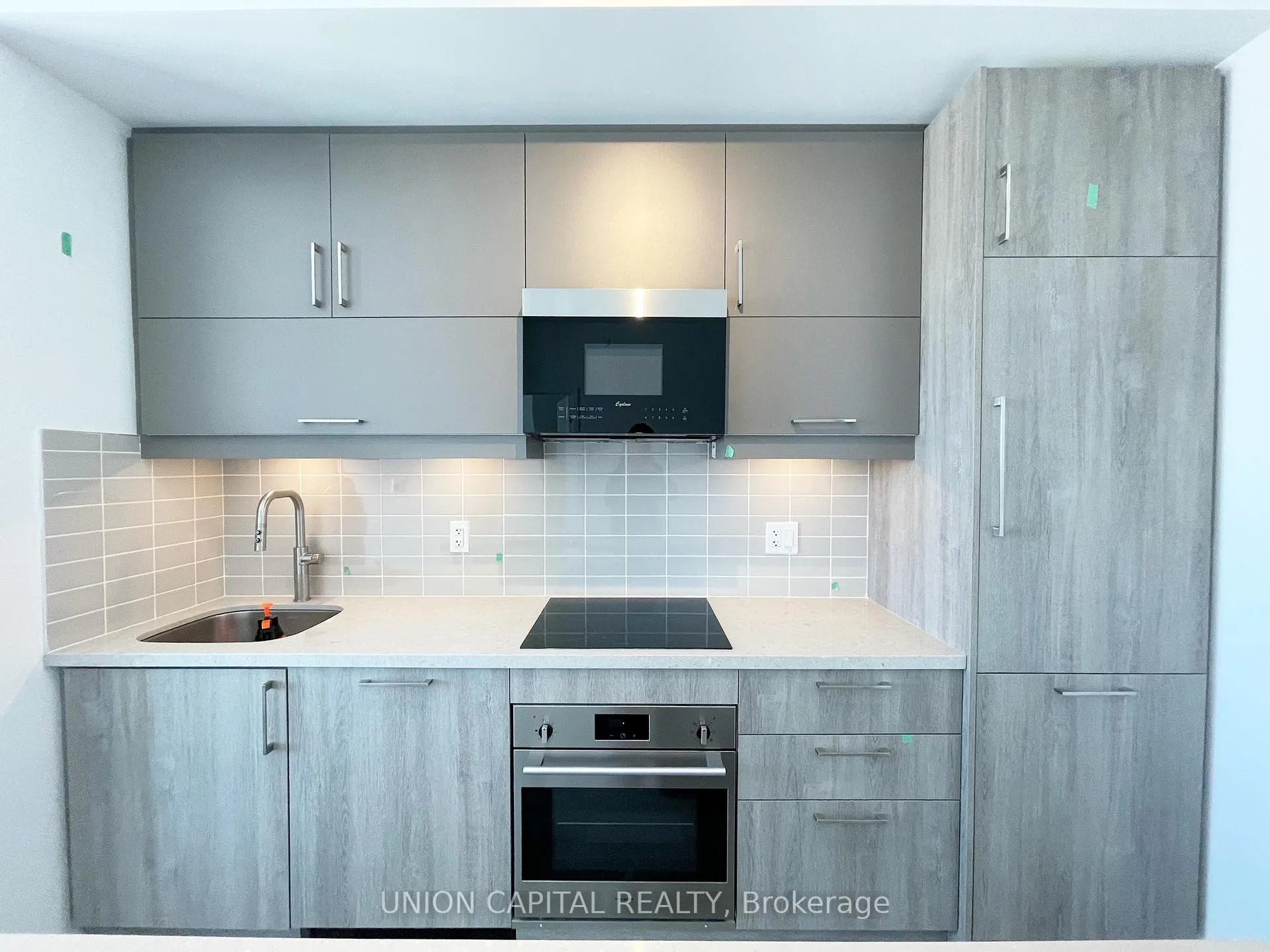 Photo 8 of Unit B809, 292 Verdale Crossing, Markham, Unionville — HOMEH