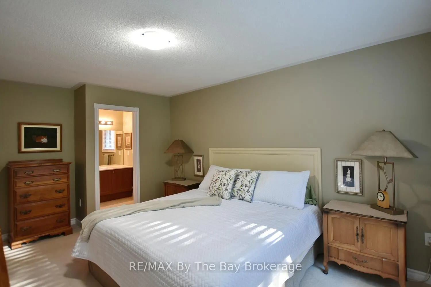 Photo 18 of 10 Cherry Sands Crescent, Wasaga Beach — HOMEH