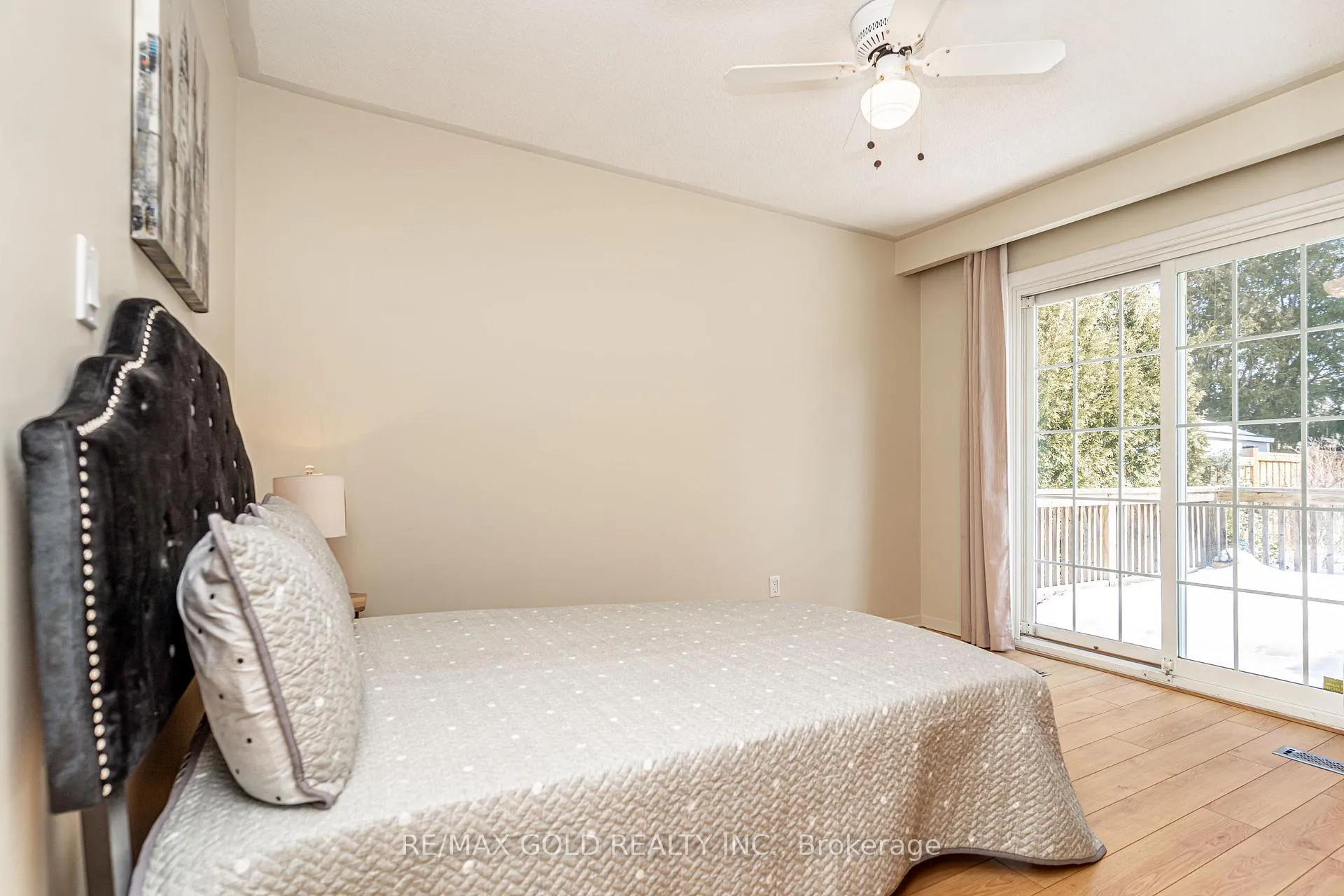 Photo 18 of 11 Edgebrook Crescent, Brampton, Southgate — HOMEH