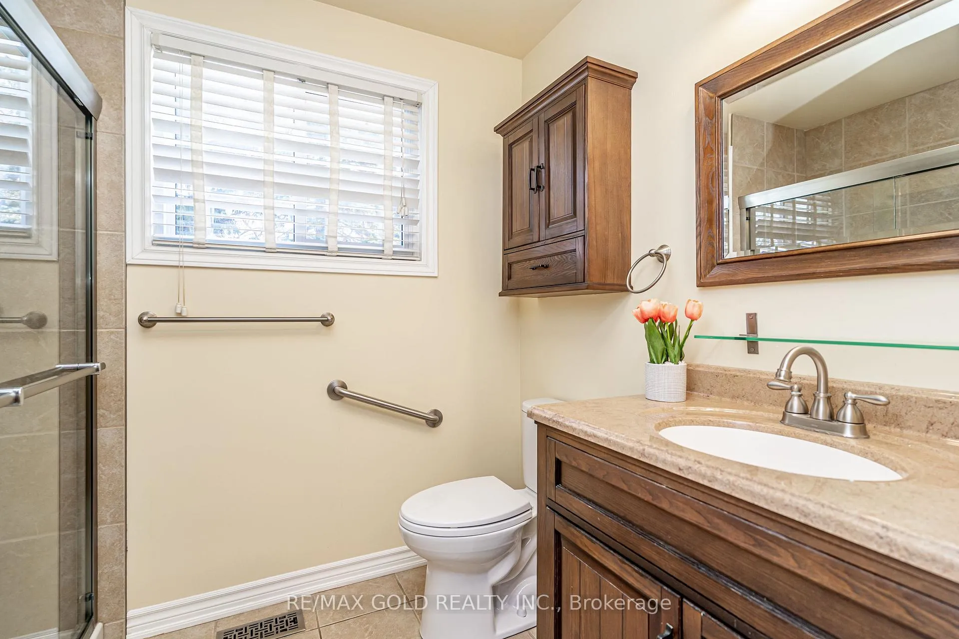 Photo 20 of 11 Edgebrook Crescent, Brampton, Southgate — HOMEH