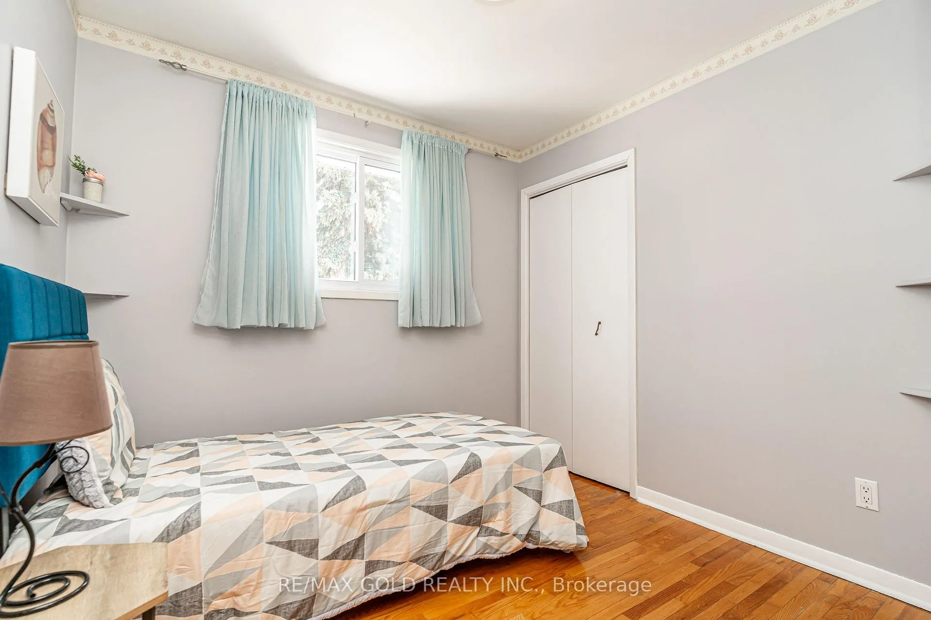 Photo 22 of 11 Edgebrook Crescent, Brampton, Southgate — HOMEH
