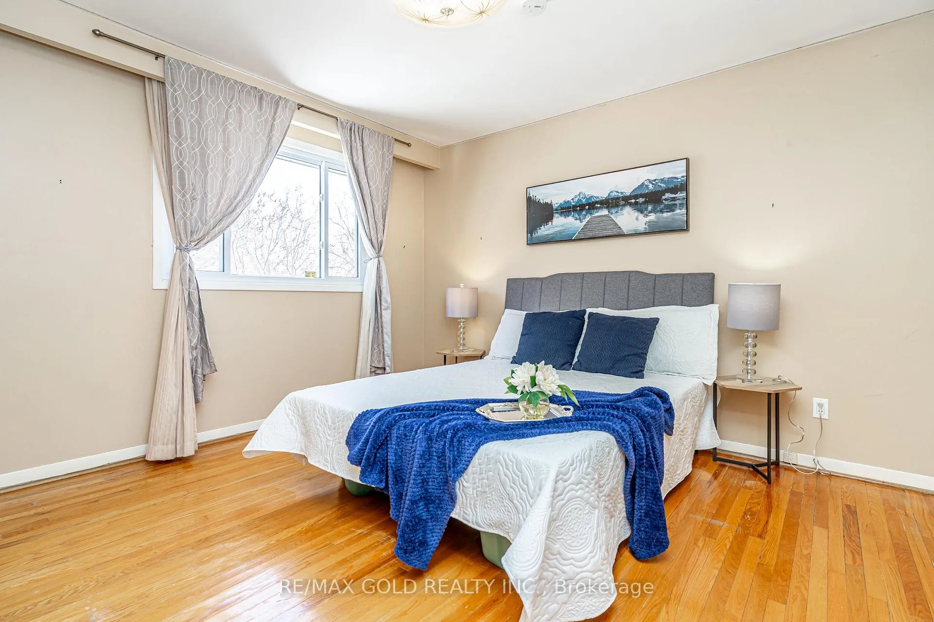 Photo 24 of 11 Edgebrook Crescent, Brampton, Southgate — HOMEH